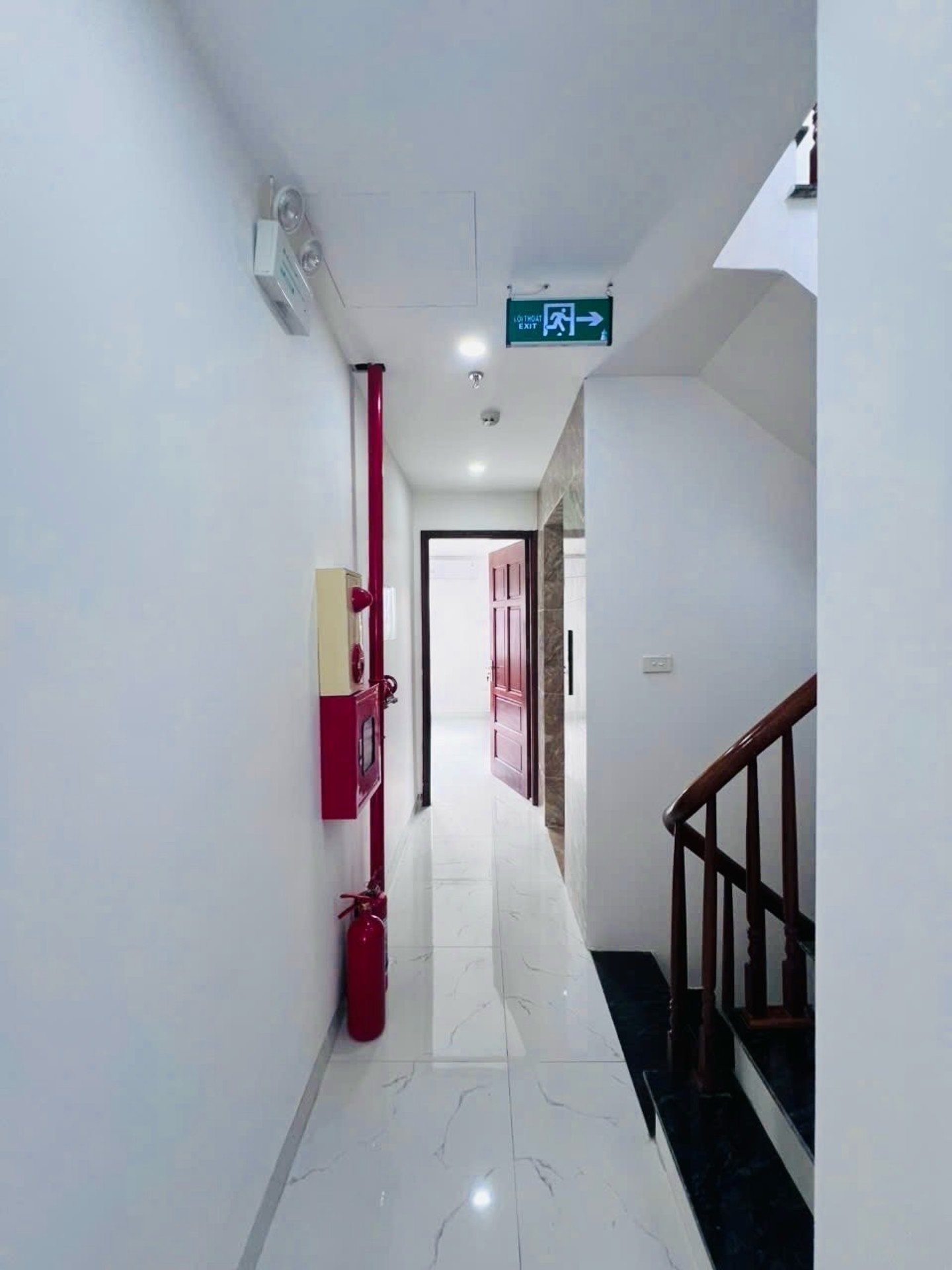 Bán nhà Mai Động - diện tích 40m2 6 tầng - Lô góc 3 mặt thoáng - giá 16,5 tỷ