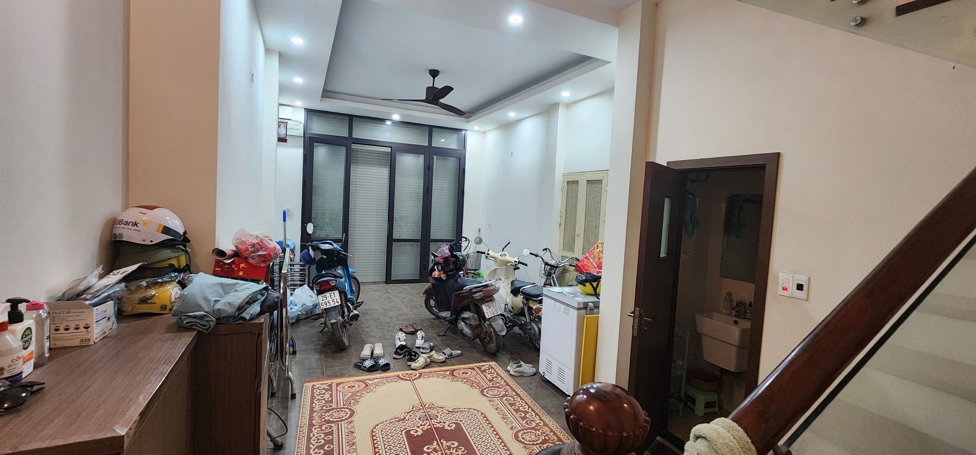 Bán nhà Bùi Xương Trạch - diện tích 32m2 5 tầng - Lô góc, ngõ ô tô tránh - giá 13,9 tỷ