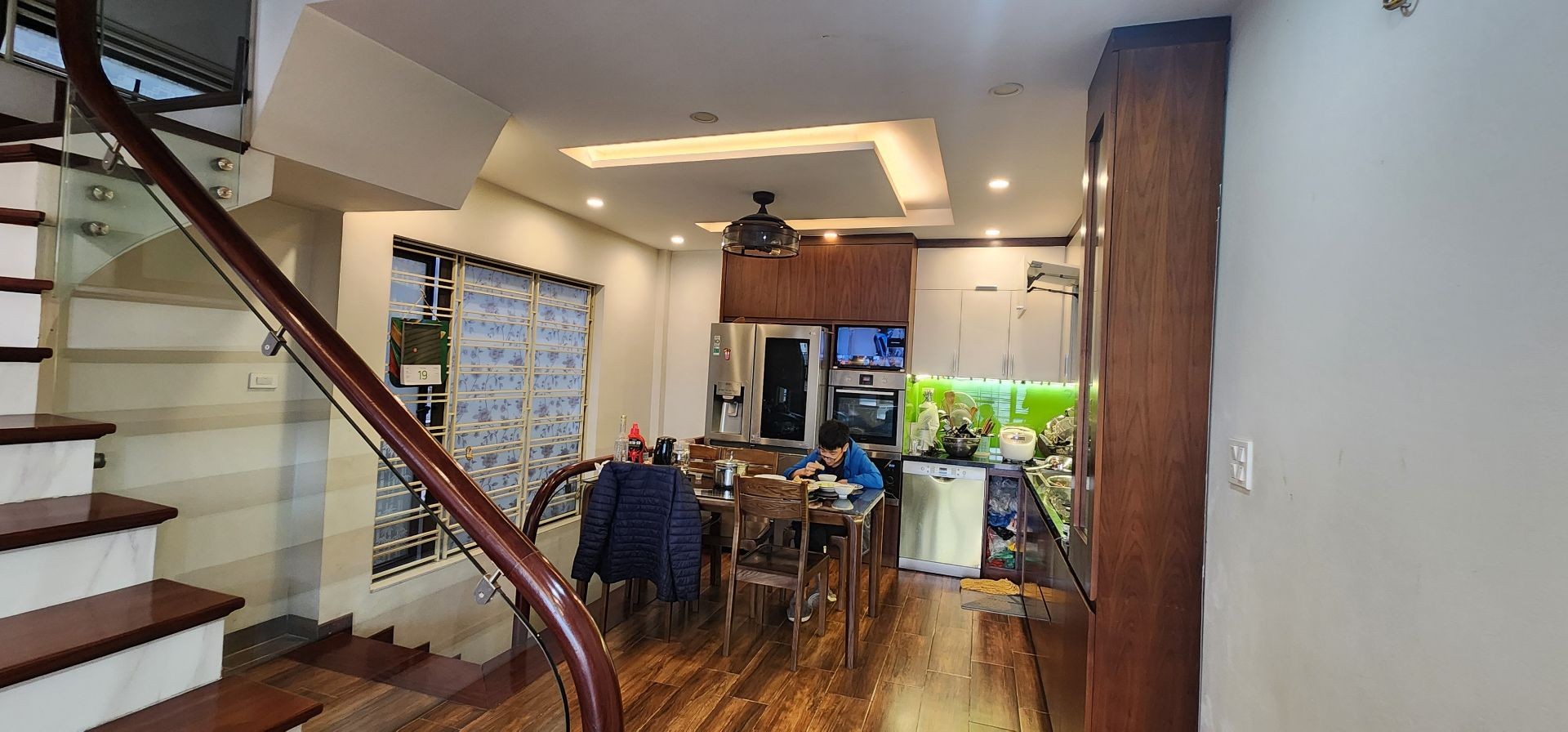 Bán nhà Bùi Xương Trạch - diện tích 32m2 5 tầng - Lô góc, ngõ ô tô tránh - giá 13,9 tỷ