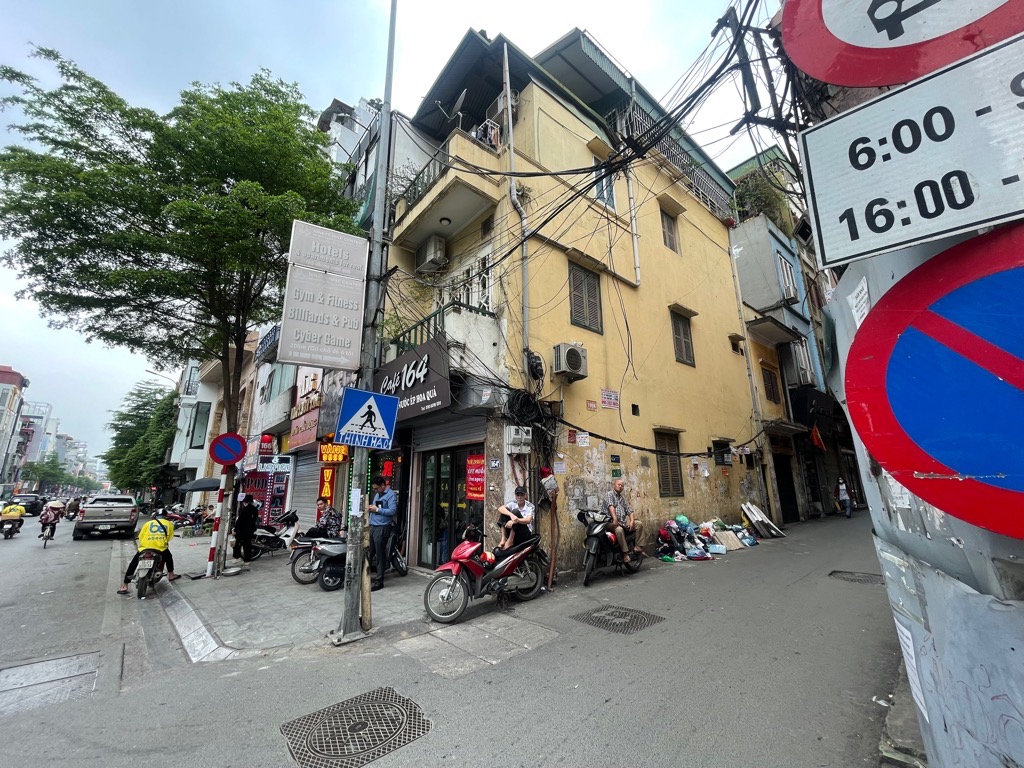 Bán nhà Tôn Đức Thắng - diện tích 133m2 3 tầng - Lô góc, ô tô thông - giá 60 tỷ