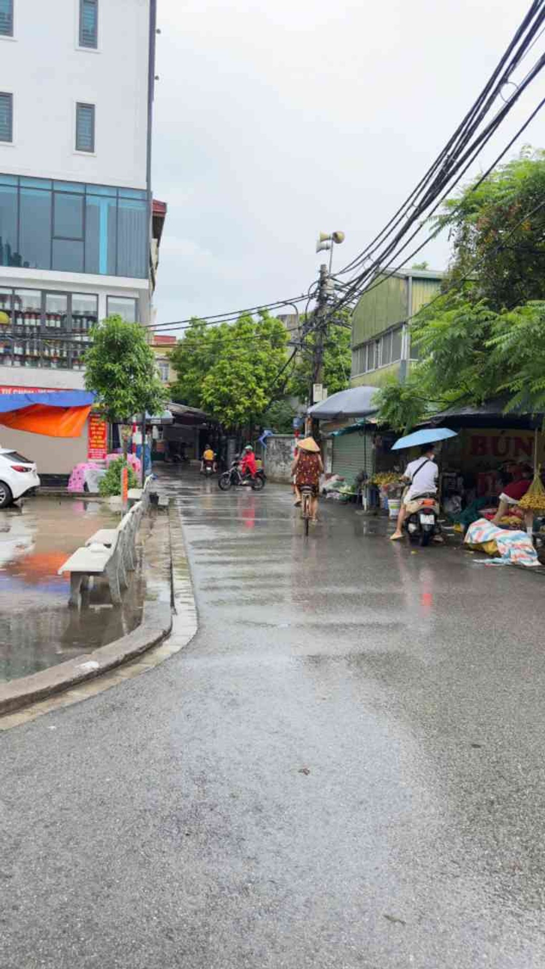 Bán nhà Bằng Liệt - diện tích 74m2 1 tầng - Đất vàng Linh Đàm - giá 11,5 tỷ