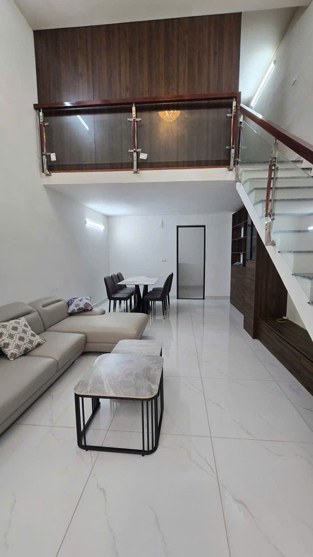 Bán nhà Vĩnh Hưng - diện tích 55m2 2 tầng - Nhà đẹp hiếm có - giá 3,99 tỷ