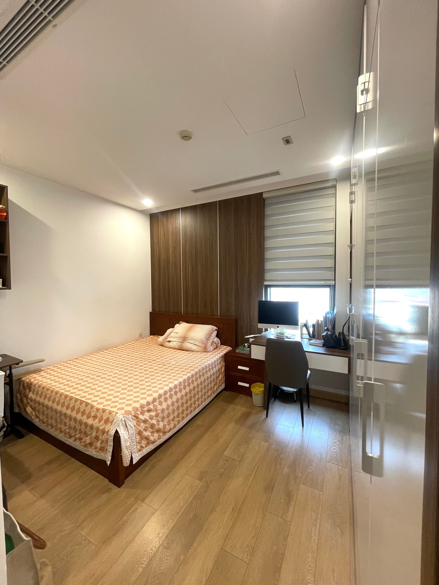 Bán nhà Minh Khai - diện tích 77m2 6 tầng - Căn hộ cao cấp - giá 9,6 tỷ