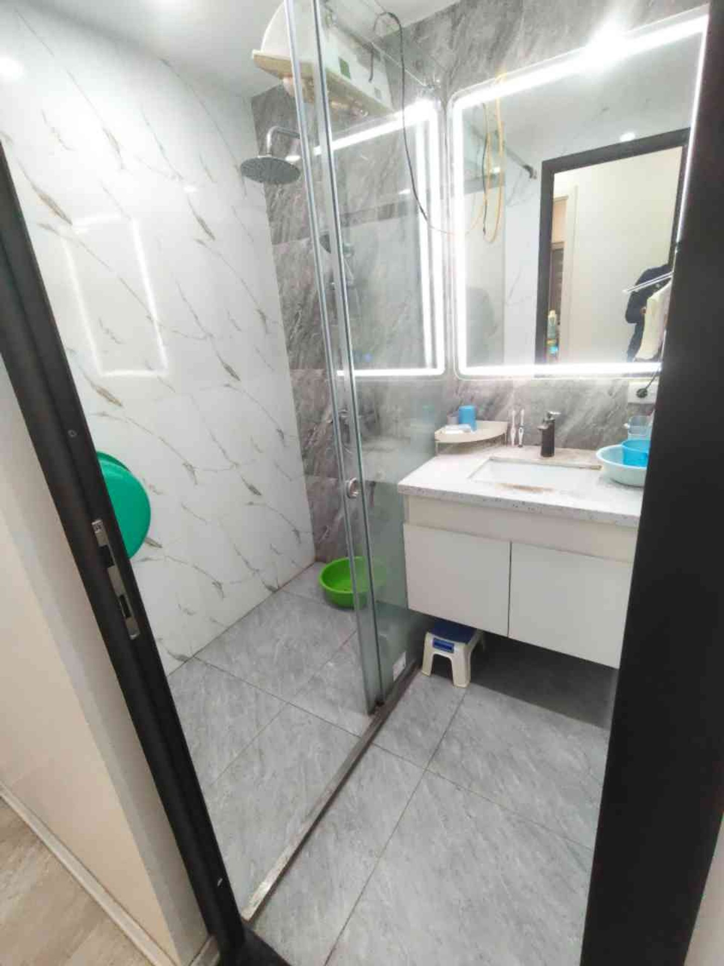 Bán nhà Giáp Bát - diện tích 43m2 5 tầng - gần bến xe Giáp Bát - giá 13,5 tỷ
