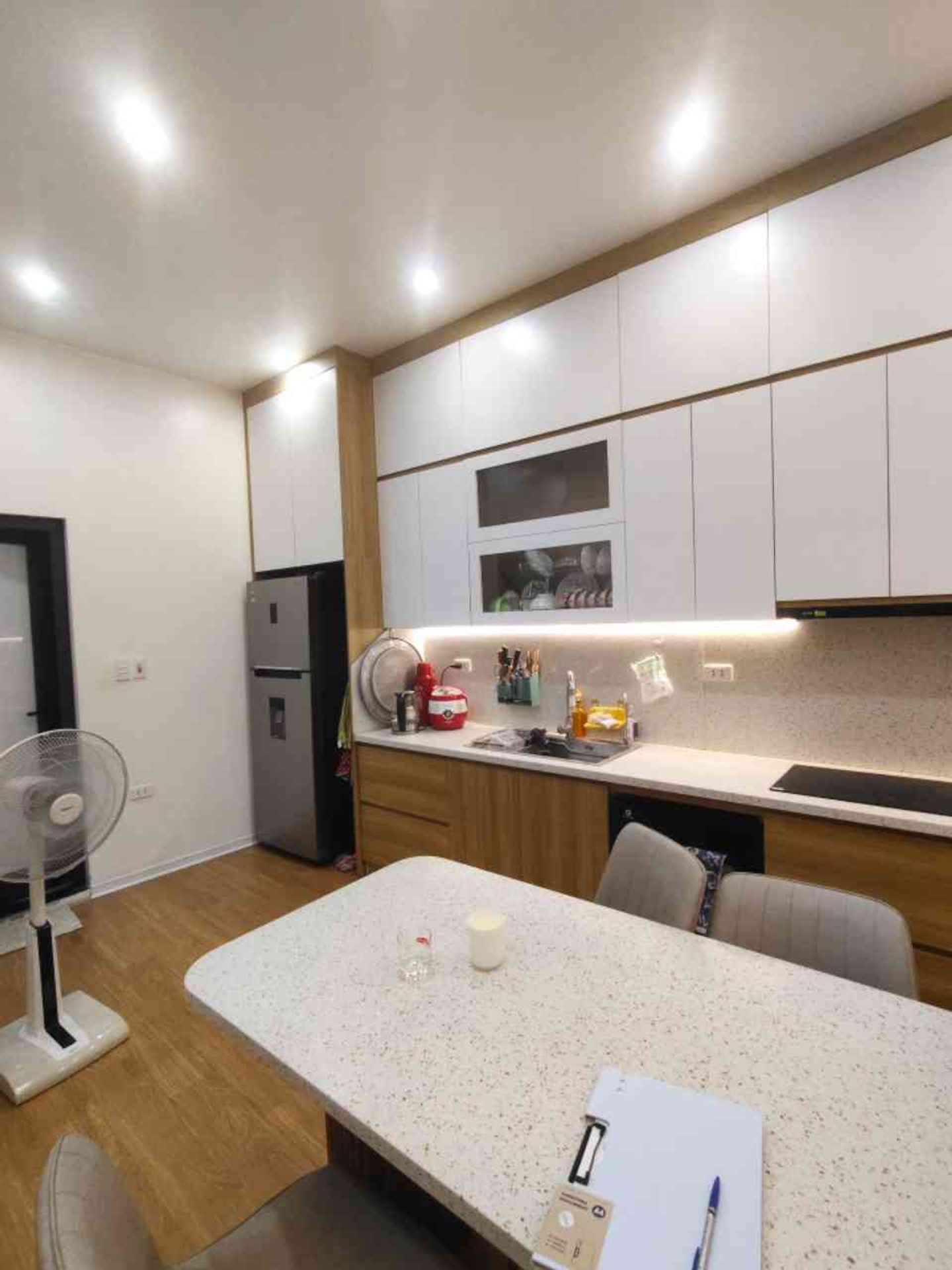 Bán nhà Giáp Bát - diện tích 43m2 5 tầng - gần bến xe Giáp Bát - giá 13,5 tỷ