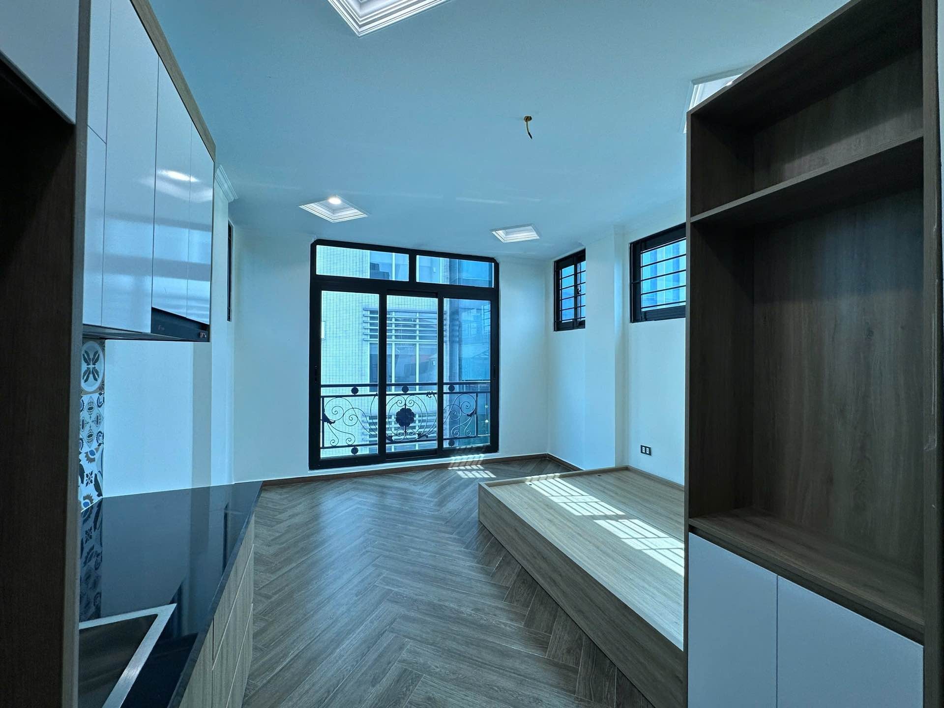 Bán nhà Ngọc Khánh - diện tích 48.5m2 8 tầng - 11 phòng cho thuê - giá 25 tỷ