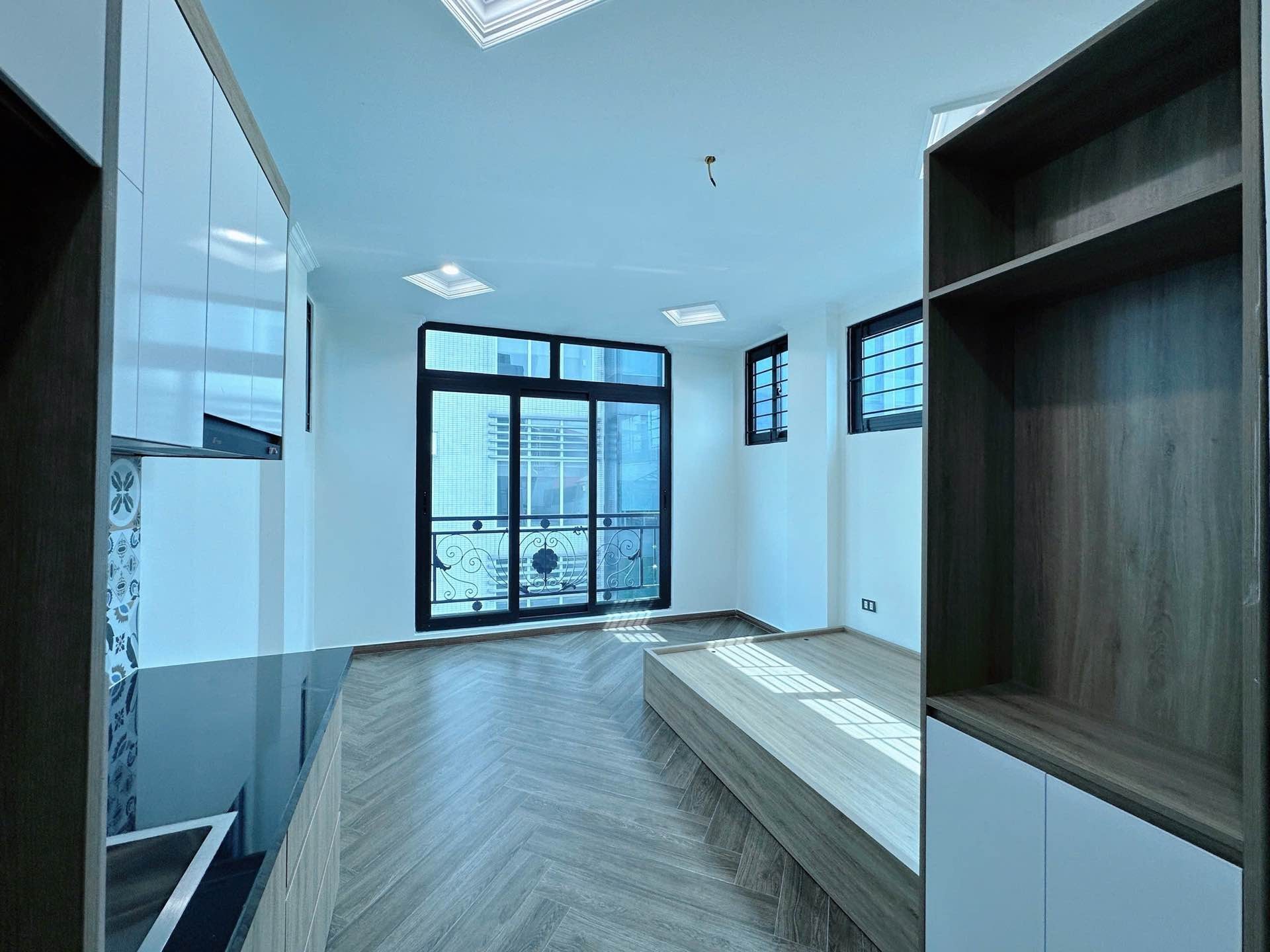 Bán nhà Ngọc Khánh - diện tích 48.5m2 8 tầng - 11 phòng cho thuê - giá 25 tỷ