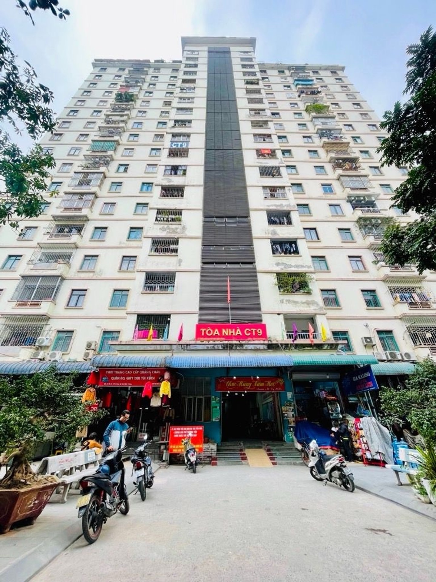Bán nhà Định Công - diện tích 68m2 1 tầng - Căn hộ đẹp, giá 5,28 tỷ