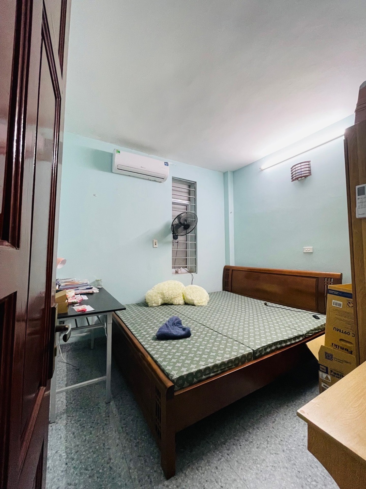 Bán nhà Bùi Xương Trạch - diện tích 33m2 4 tầng - Lô góc, ngõ nông - giá 4,4 tỷ