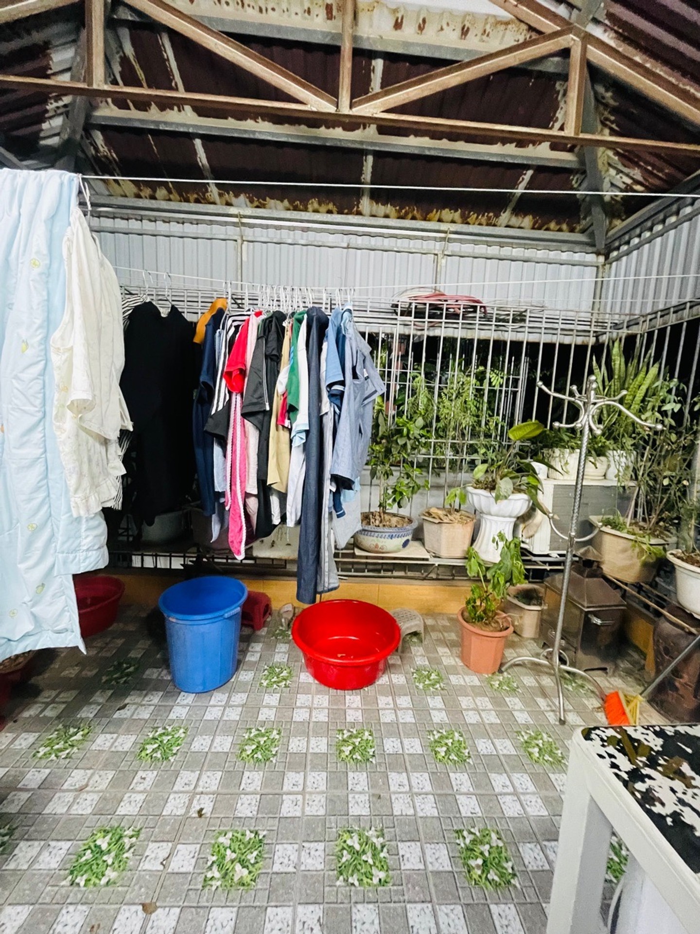Bán nhà Bùi Xương Trạch - diện tích 33m2 4 tầng - Lô góc, ngõ nông - giá 4,4 tỷ