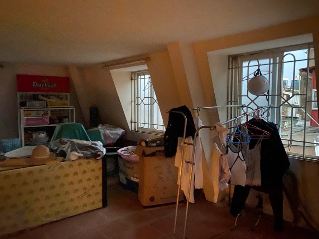 Bán nhà Hoàng Đạo Thành - diện tích 120m2 4 tầng - ô tô đỗ dừng ngày đêm - giá Nhỉnh 39 tỷ