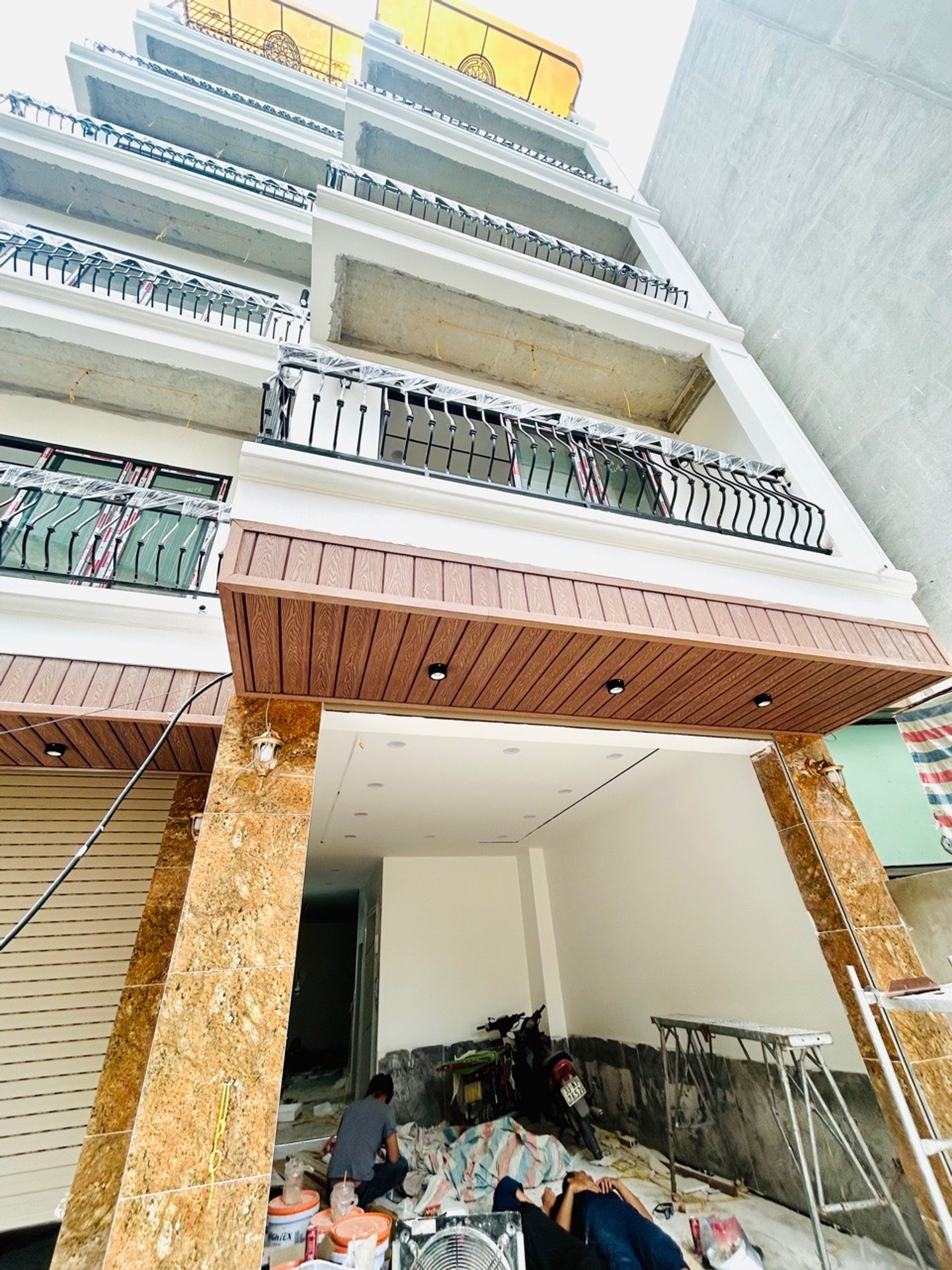 Bán nhà Đông Thiên - diện tích 54m2 6 tầng - Đầu tư giữ tiền - giá 16,5 tỷ