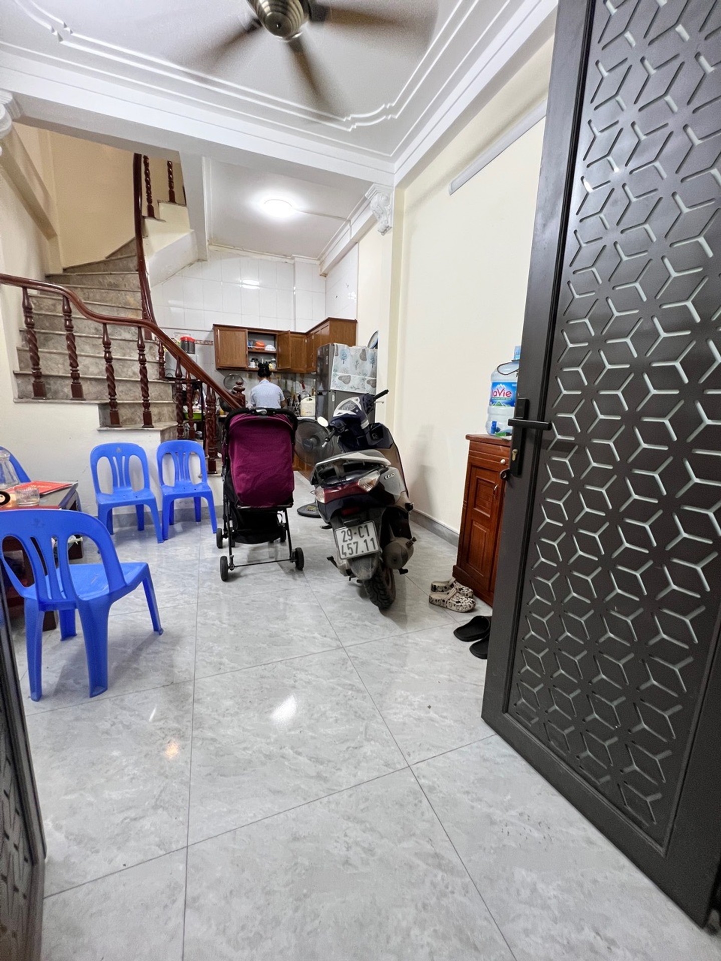 Bán nhà Lĩnh Nam - diện tích 20m2 4 tầng - gần phố - giá 3,2 tỷ