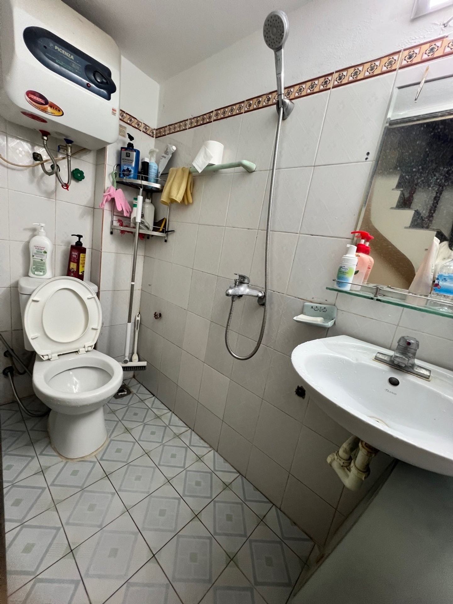 Bán nhà Lĩnh Nam - diện tích 20m2 4 tầng - gần phố - giá 3,2 tỷ