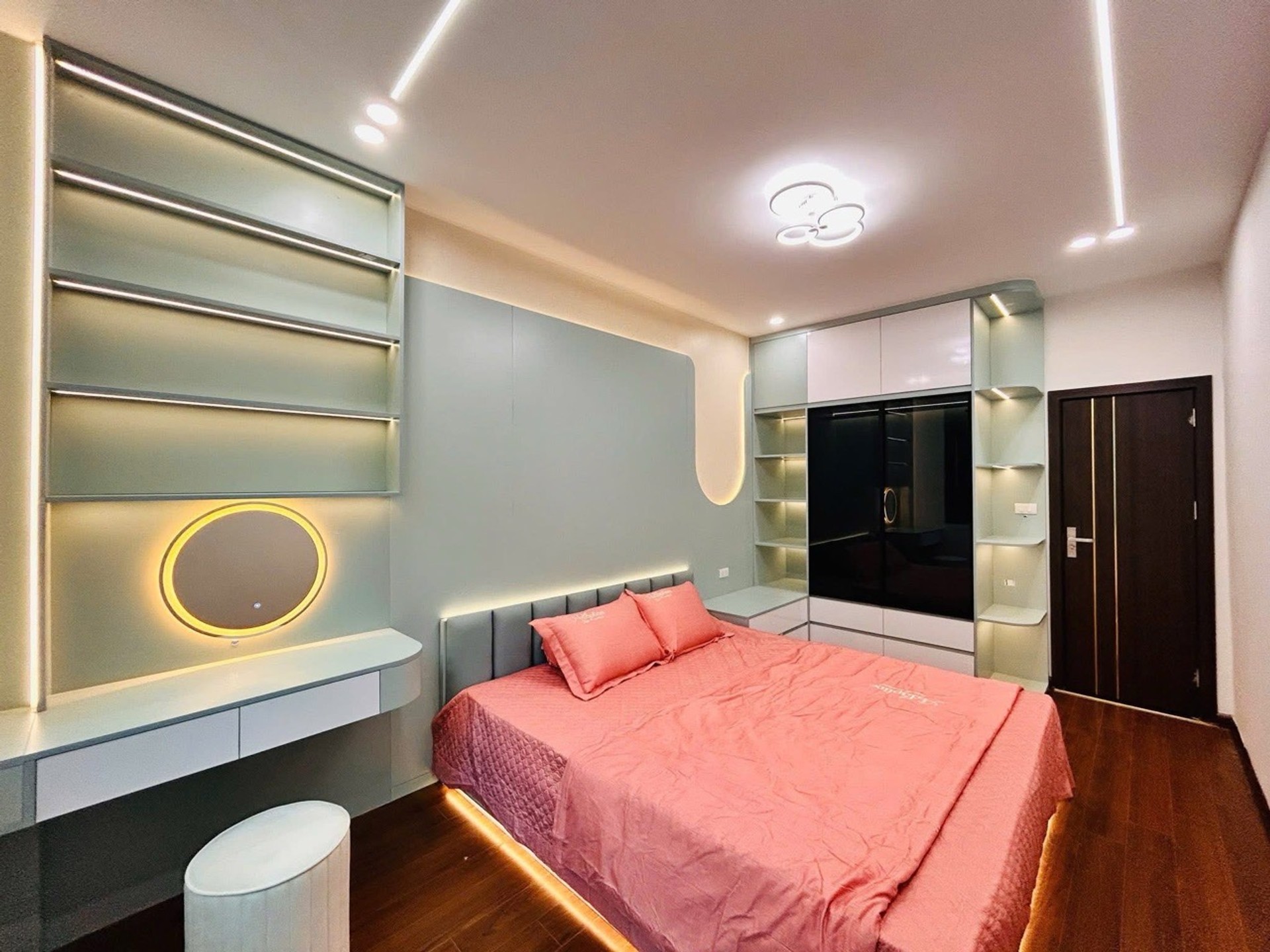 Bán nhà Quan Nhân - diện tích 33m2 4 tầng - Ngõ thông tứ phía - giá 7,2 tỷ