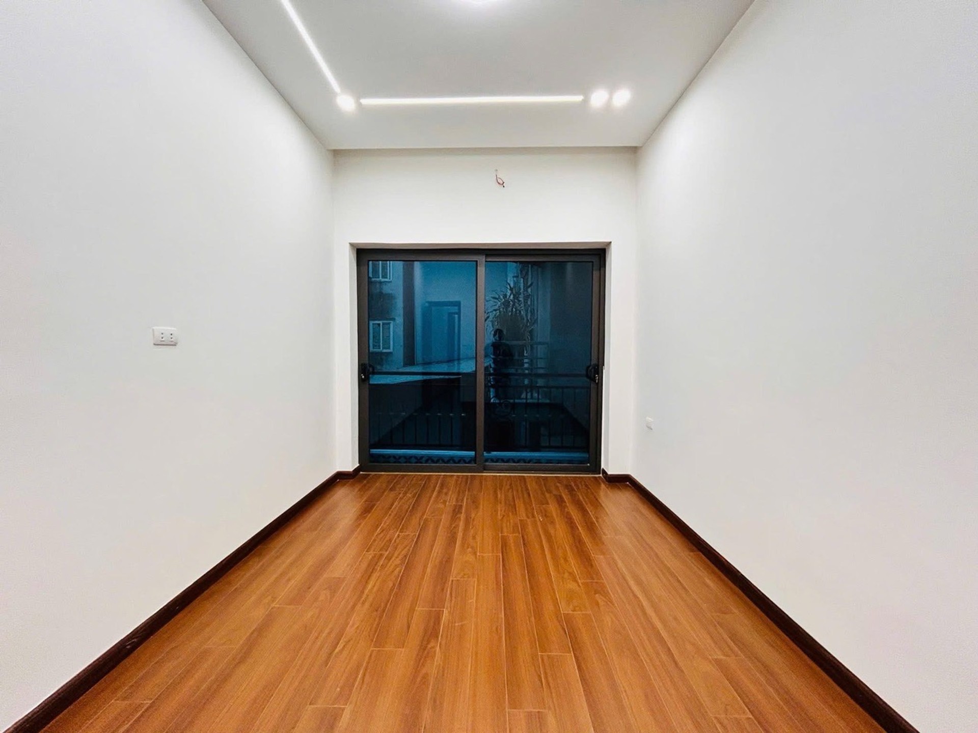Bán nhà Quan Nhân - diện tích 33m2 4 tầng - Ngõ thông tứ phía - giá 7,2 tỷ