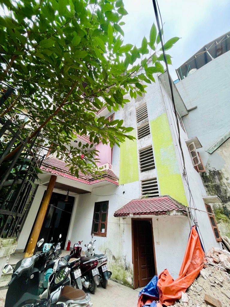 Bán nhà Triều Khúc - diện tích 159m2 4 tầng - Nhà cũ, có thể cải tạo - giá 38 tỷ