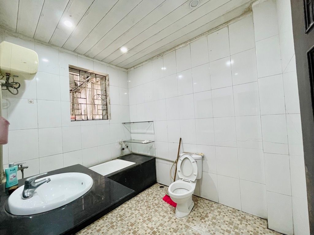 Bán nhà Triều Khúc - diện tích 159m2 4 tầng - Nhà cũ, có thể cải tạo - giá 38 tỷ