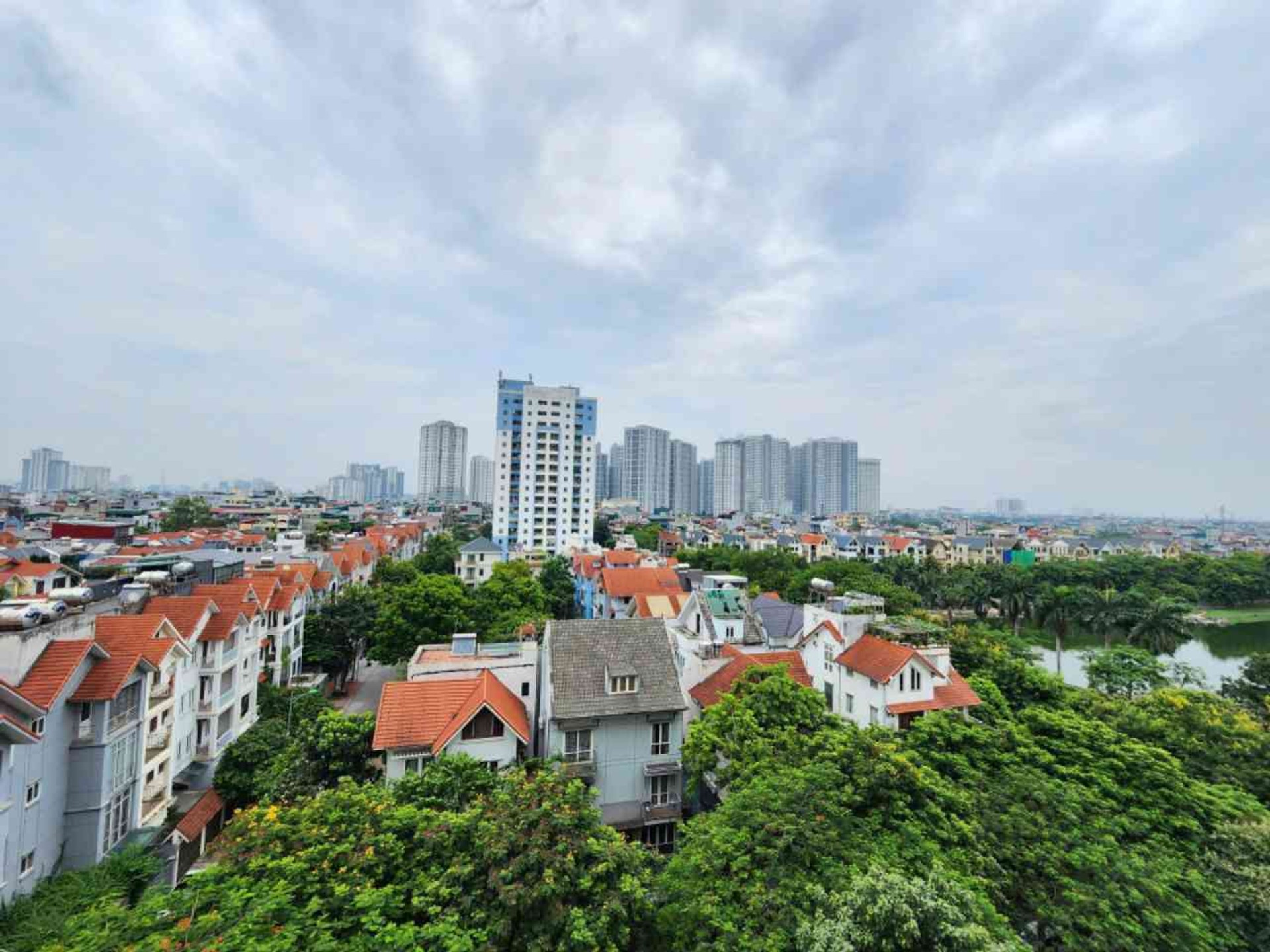 Bán nhà Vĩnh Hoàng - diện tích 60m2 15 tầng - Căn góc view hồ - giá 4,72 tỷ