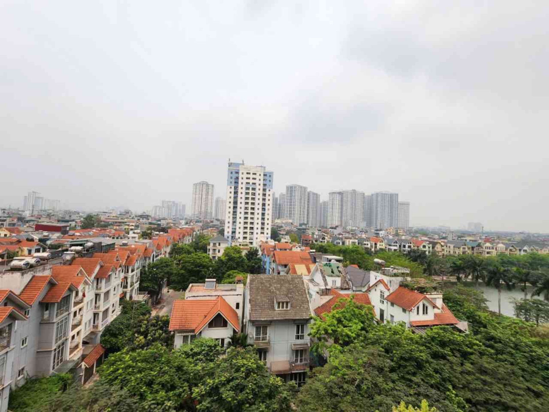 Bán nhà Vĩnh Hoàng - diện tích 60m2 15 tầng - Căn góc view hồ - giá 4,72 tỷ