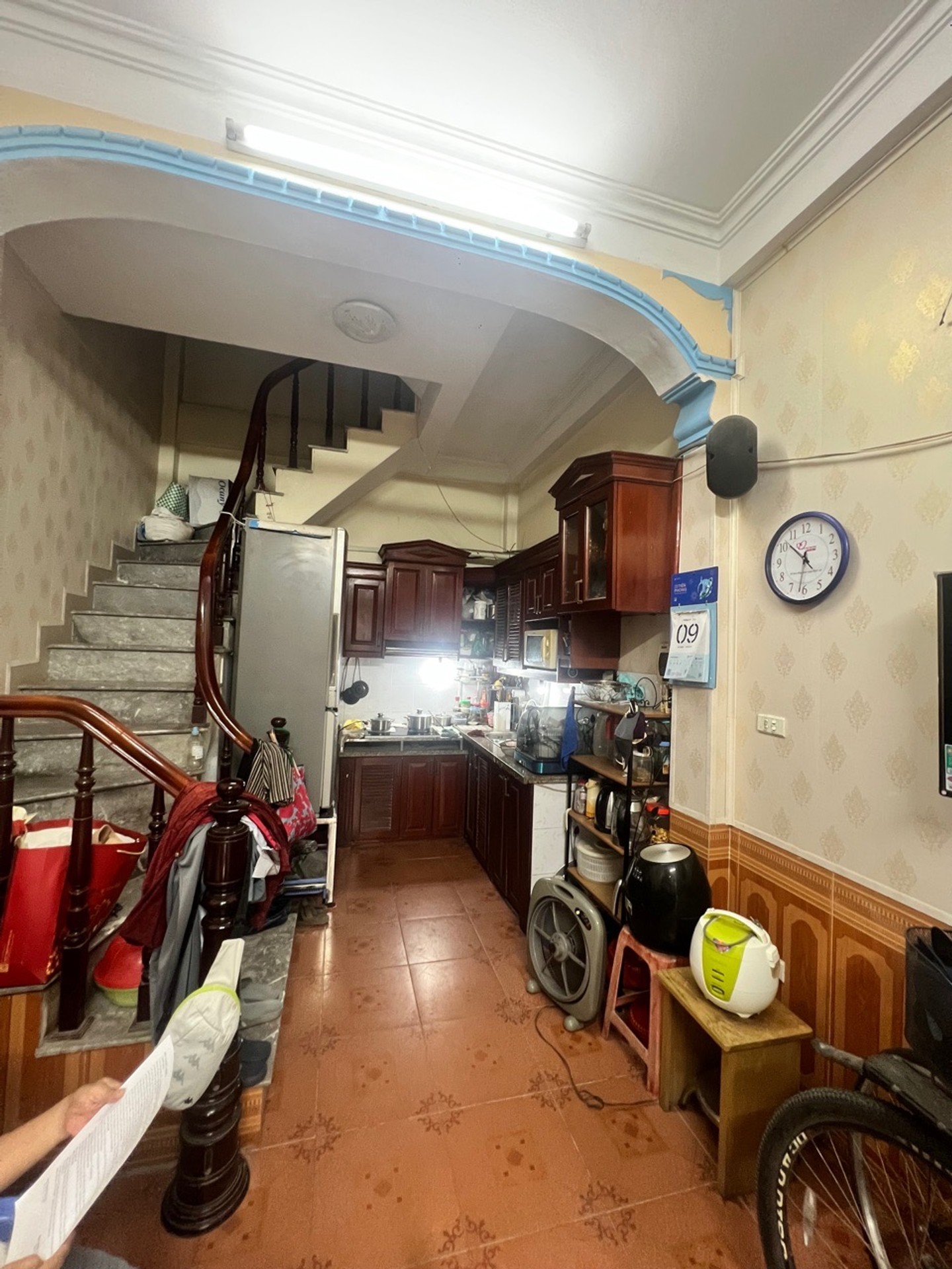 Bán nhà Trịnh Đình Cửu - diện tích 20m2 4 tầng - ô tô - giá 6,9 tỷ