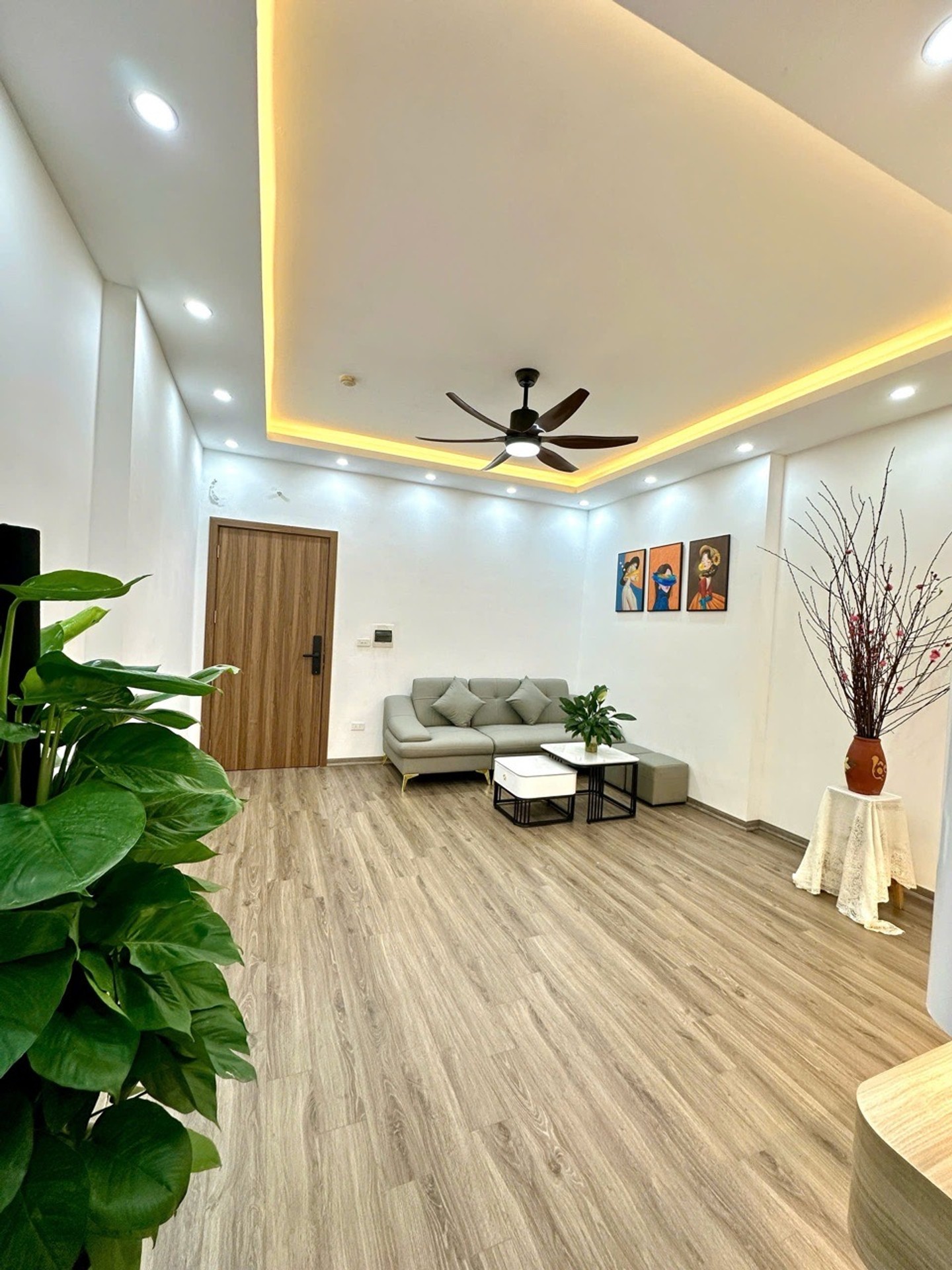 Bán nhà Nguyễn Xiển - diện tích 46m2 1 tầng - Nhà đẹp hiếm có - giá 3,28 tỷ