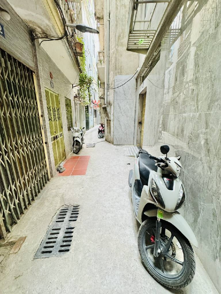Bán nhà Lê Thanh Nghị - diện tích 38m2 6 tầng - Lô góc, 2 thoáng - giá 12 tỷ