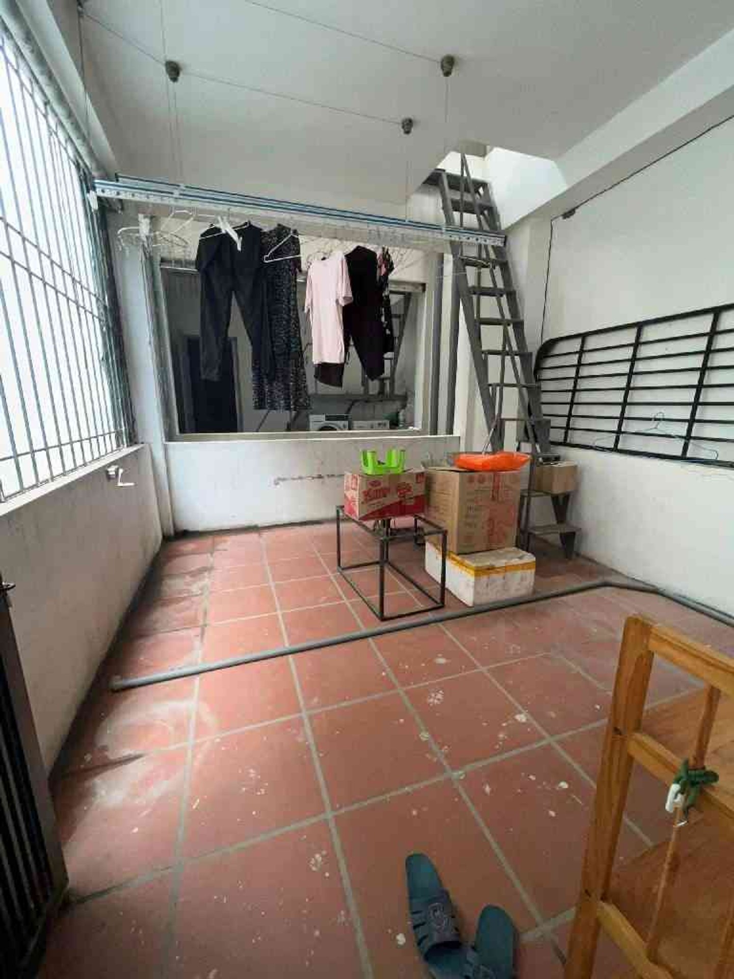 Bán nhà Yên Lạc - diện tích 39m2 4 tầng - Ô tô đỗ cổng - giá 11,9 tỷ