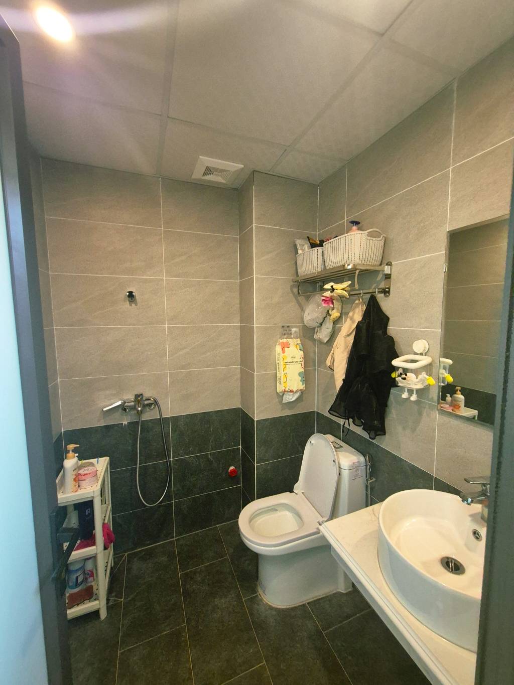 Bán nhà Vĩnh Tuy - diện tích 63m2 7 tầng - Lô góc 2 mặt thoáng - giá 29,9 tỷ