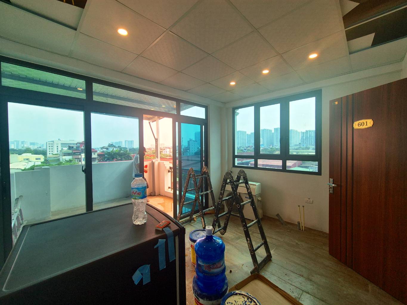 Bán nhà Vĩnh Tuy - diện tích 63m2 7 tầng - Lô góc 2 mặt thoáng - giá 29,9 tỷ