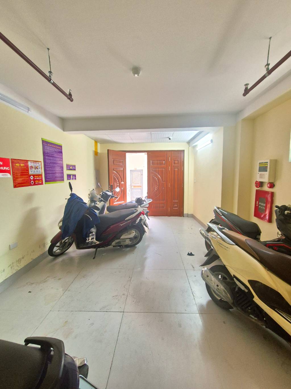 Bán nhà Vĩnh Tuy - diện tích 63m2 7 tầng - Lô góc 2 mặt thoáng - giá 29,9 tỷ