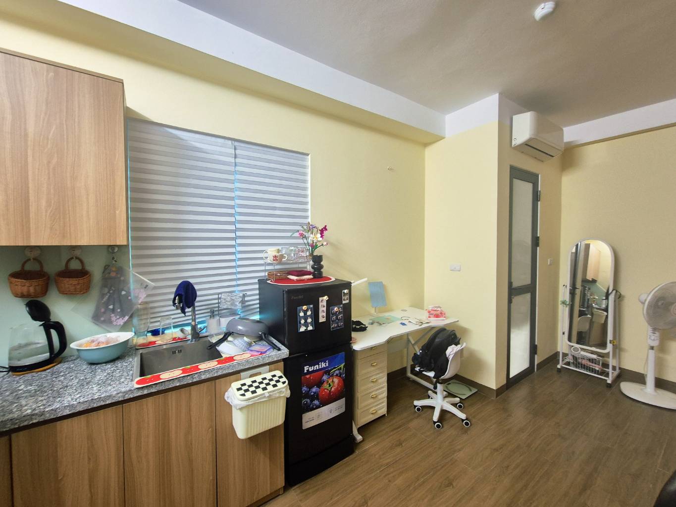 Bán nhà Vĩnh Tuy - diện tích 63m2 7 tầng - Lô góc 2 mặt thoáng - giá 29,9 tỷ