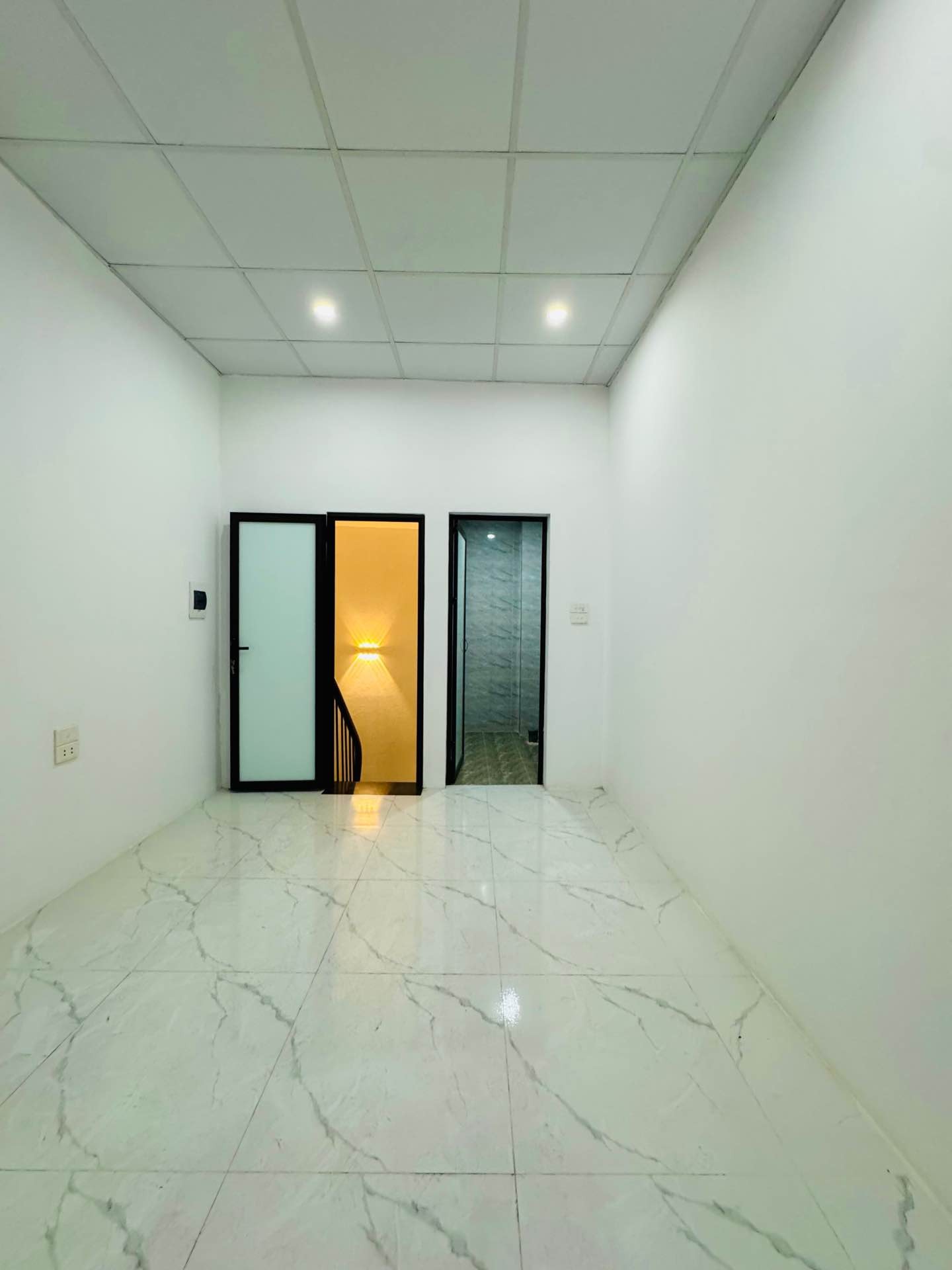Bán nhà Lĩnh Nam - diện tích 22m2 4 tầng - Nhà đẹp full nội thất - giá 3,4 tỷ