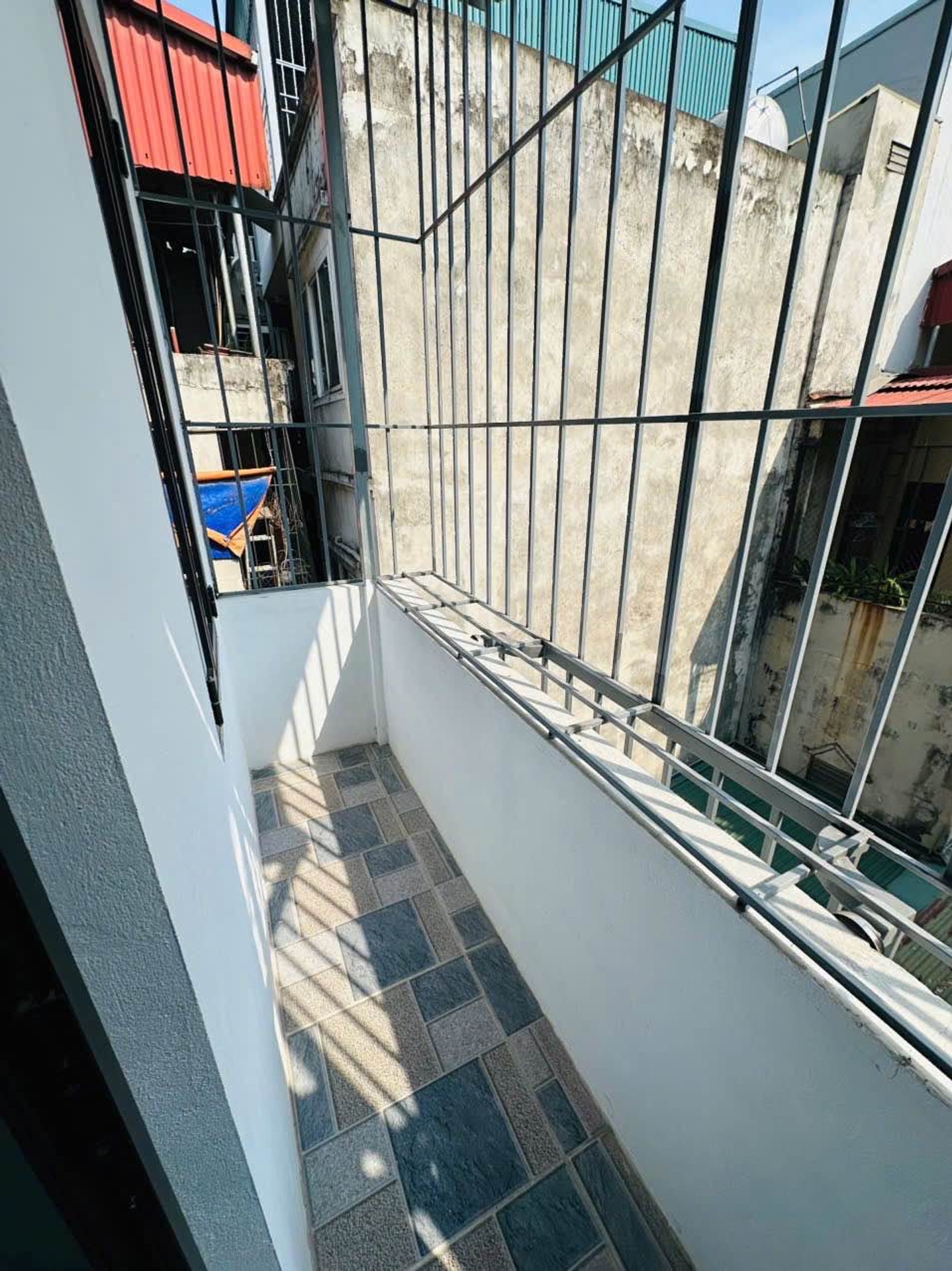 Bán nhà Lĩnh Nam - diện tích 22m2 4 tầng - Nhà đẹp full nội thất - giá 3,4 tỷ