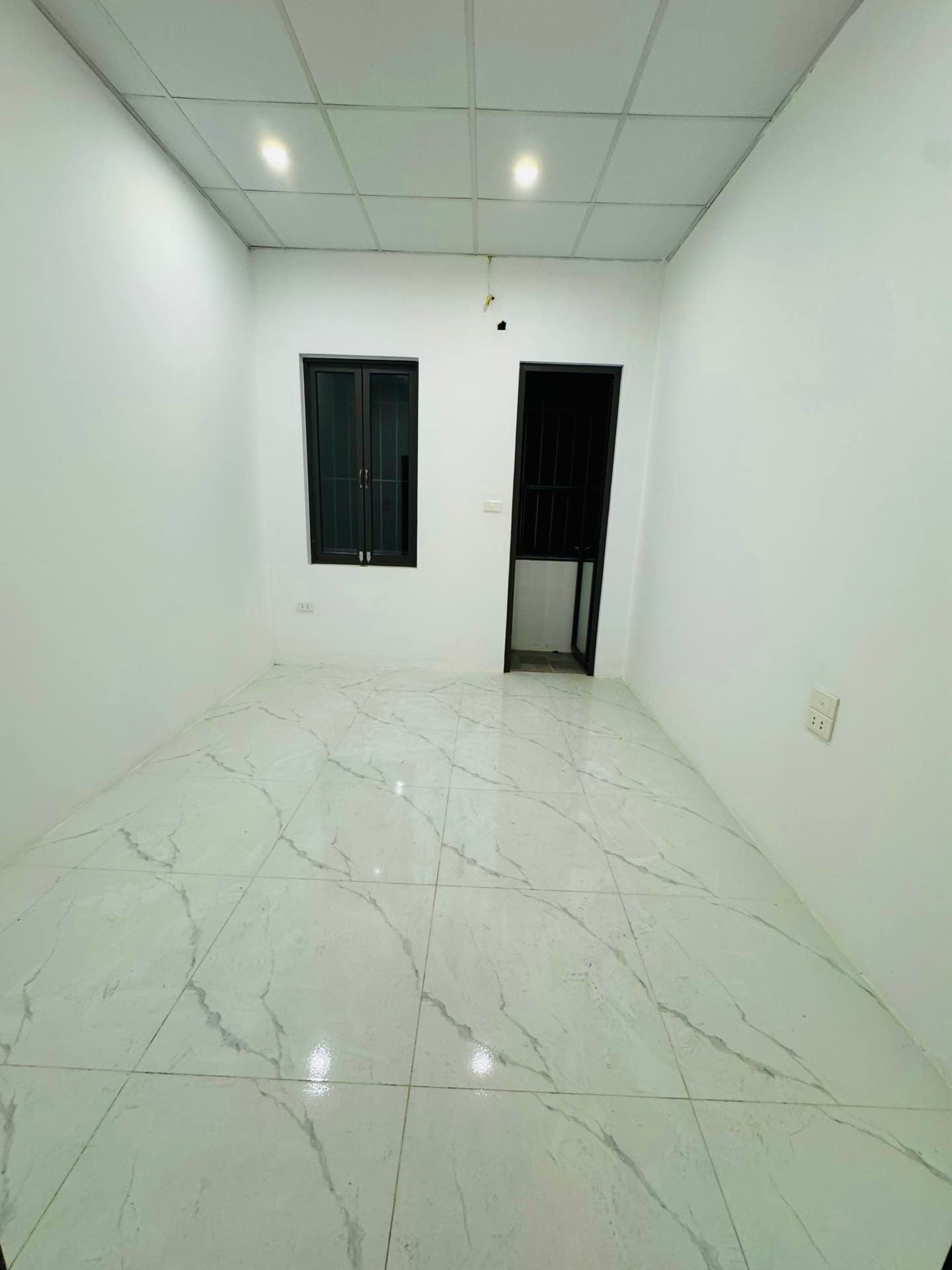 Bán nhà Lĩnh Nam - diện tích 22m2 4 tầng - Nhà đẹp full nội thất - giá 3,4 tỷ