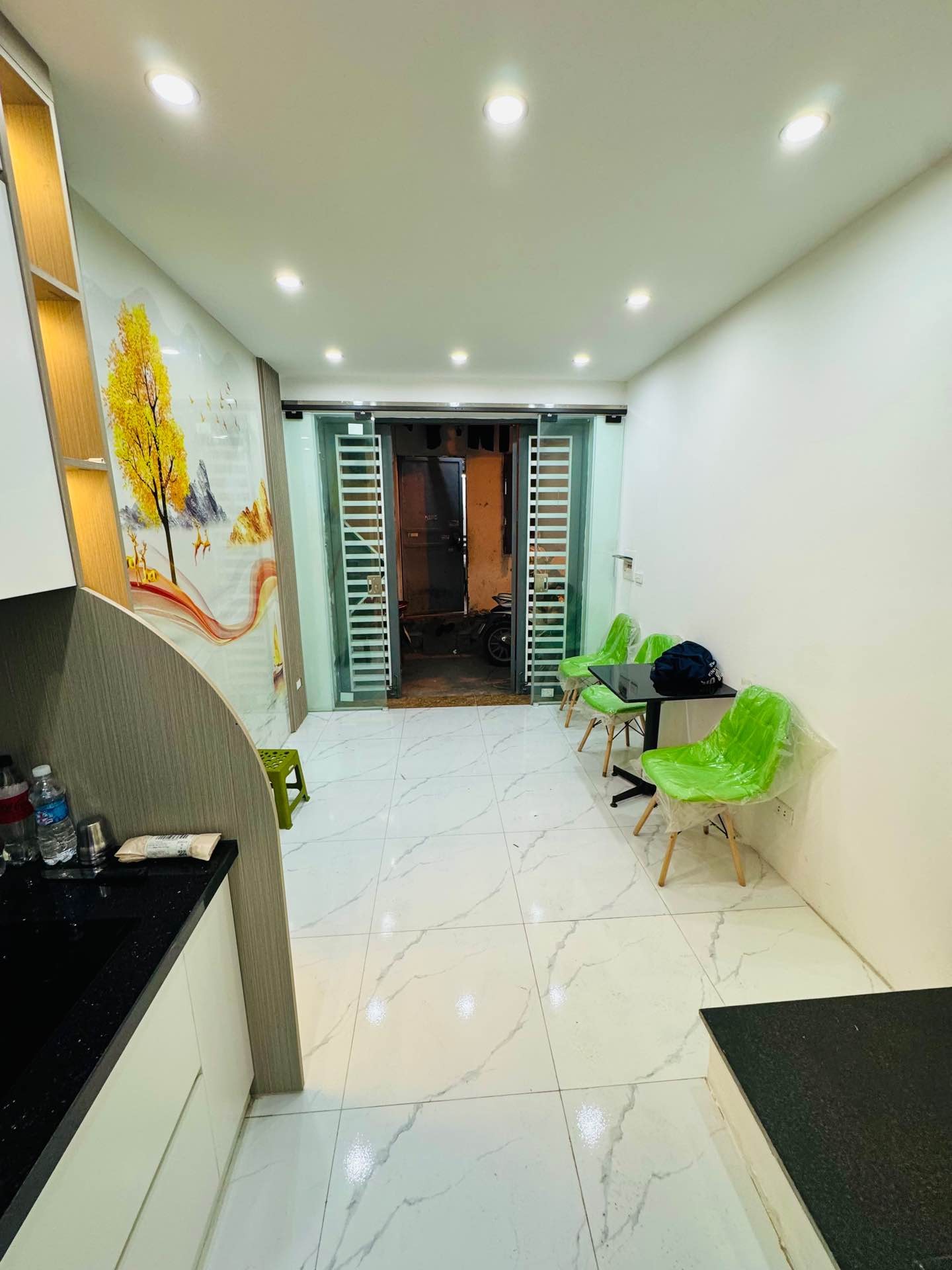 Bán nhà Lĩnh Nam - diện tích 22m2 4 tầng - Nhà đẹp full nội thất - giá 3,4 tỷ