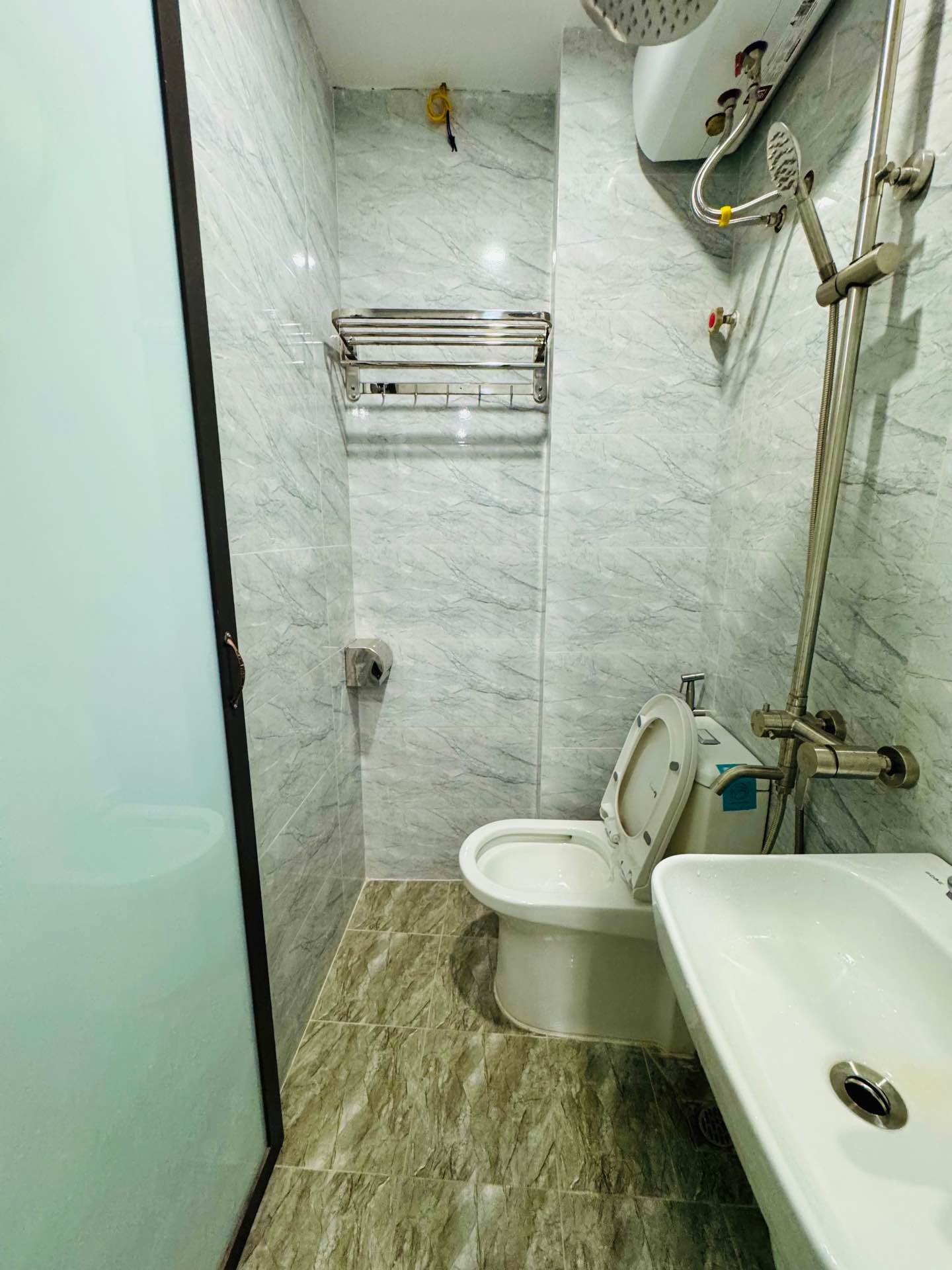 Bán nhà Lĩnh Nam - diện tích 22m2 4 tầng - Nhà đẹp full nội thất - giá 3,4 tỷ