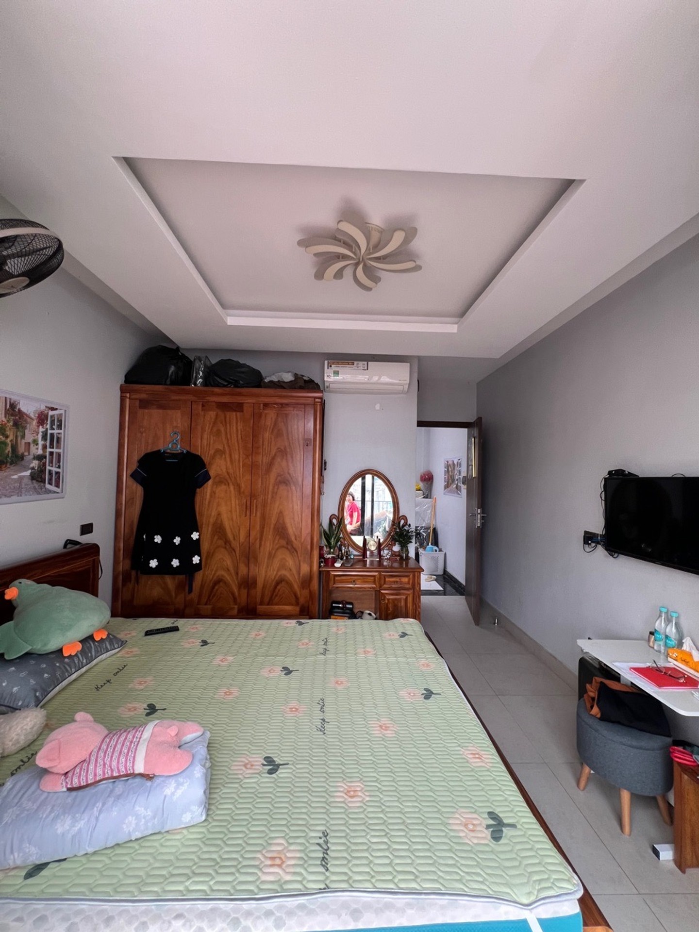 Bán nhà Phố 8/3 - diện tích 36m2 4 tầng - Mặt phố kinh doanh - giá 10,6 tỷ