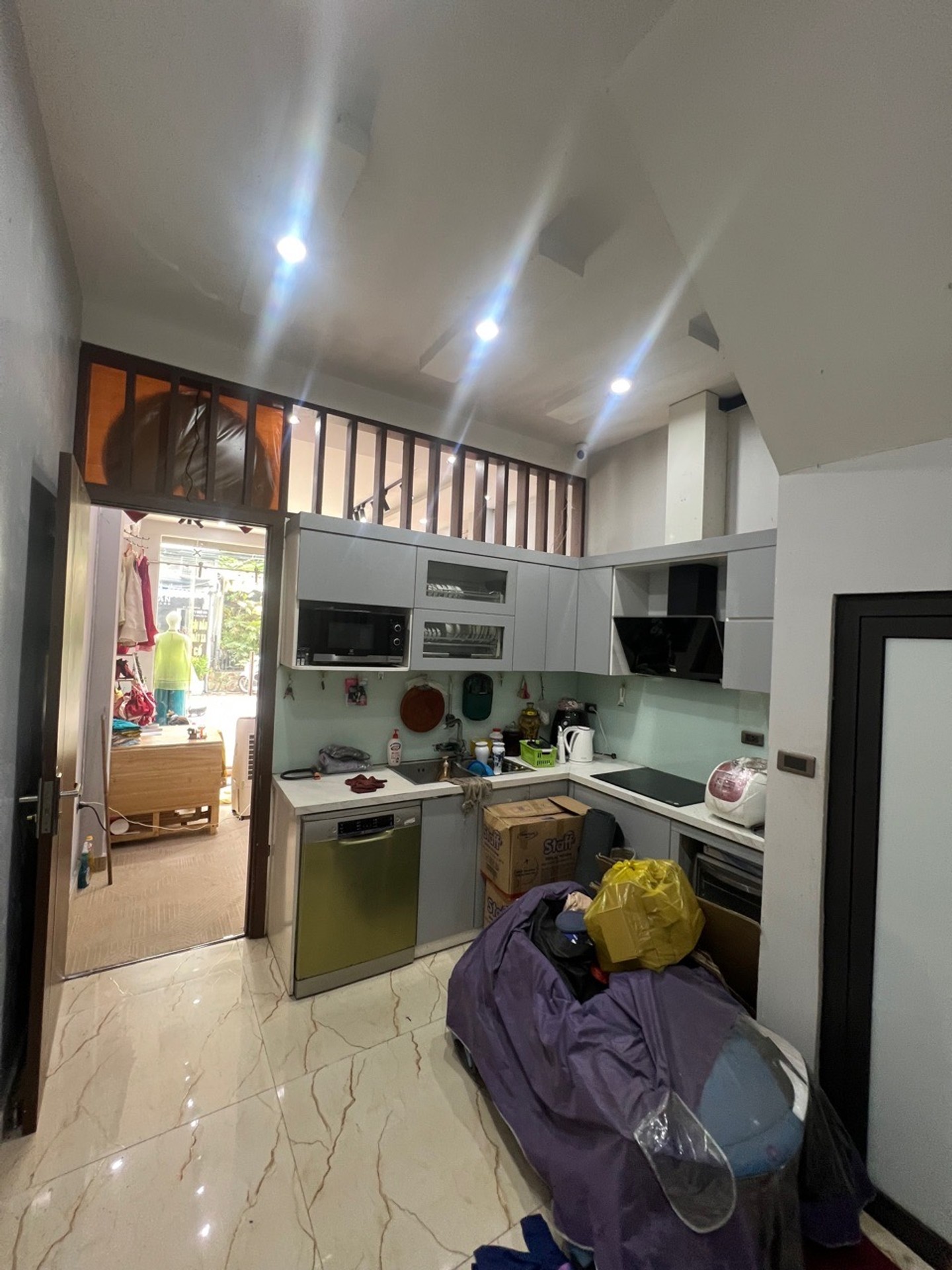 Bán nhà Phố 8/3 - diện tích 36m2 4 tầng - Mặt phố kinh doanh - giá 10,6 tỷ