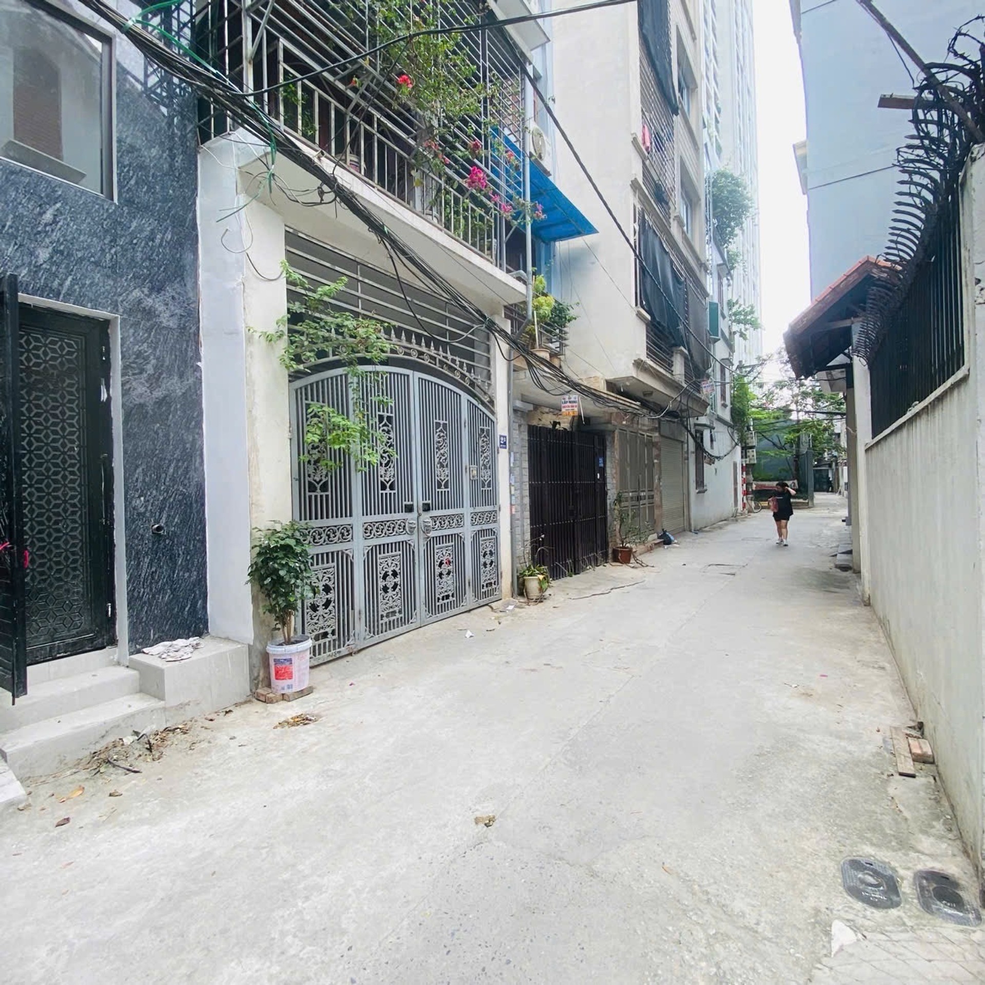 Bán nhà Hoàng Mai - diện tích 62m2 7 tầng - Ô tô đỗ cửa - giá 22,8 tỷ