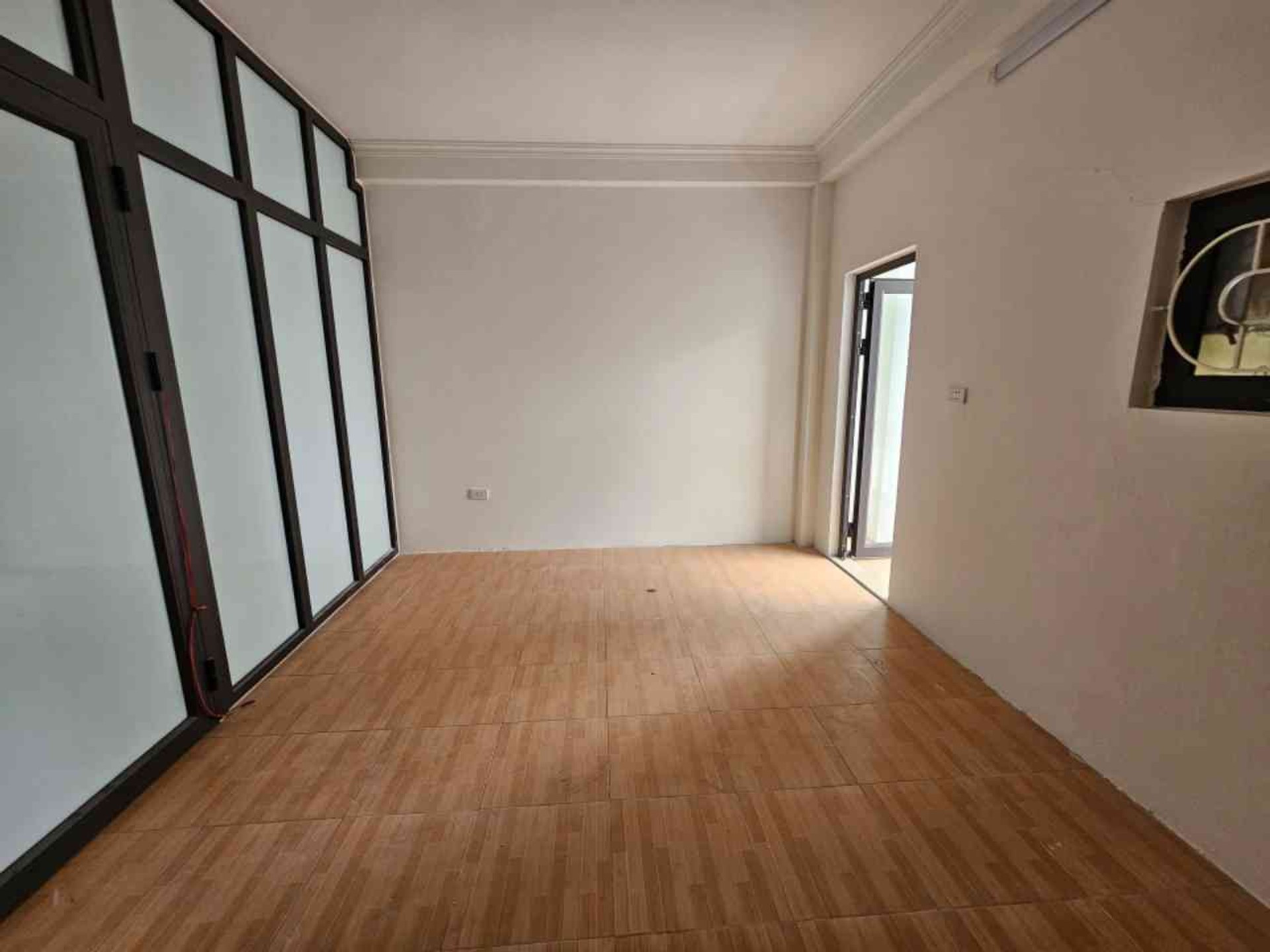 Bán nhà Vĩnh Hưng - diện tích 27m2 4 tầng - gần ô tô - giá 7,5 tỷ