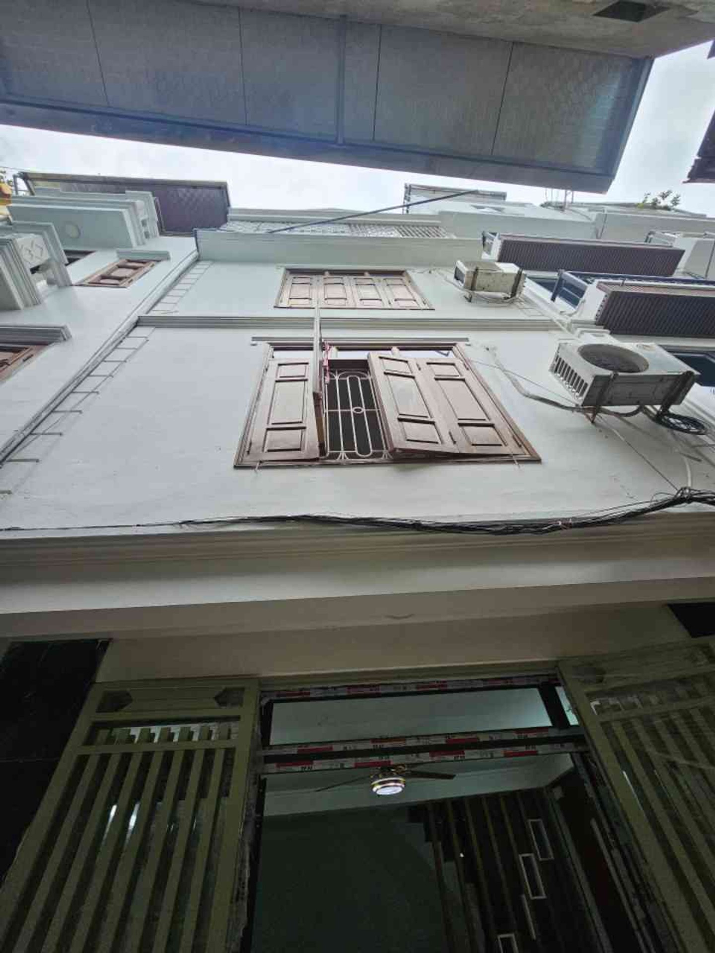 Bán nhà Vĩnh Hưng - diện tích 27m2 4 tầng - gần ô tô - giá 7,5 tỷ