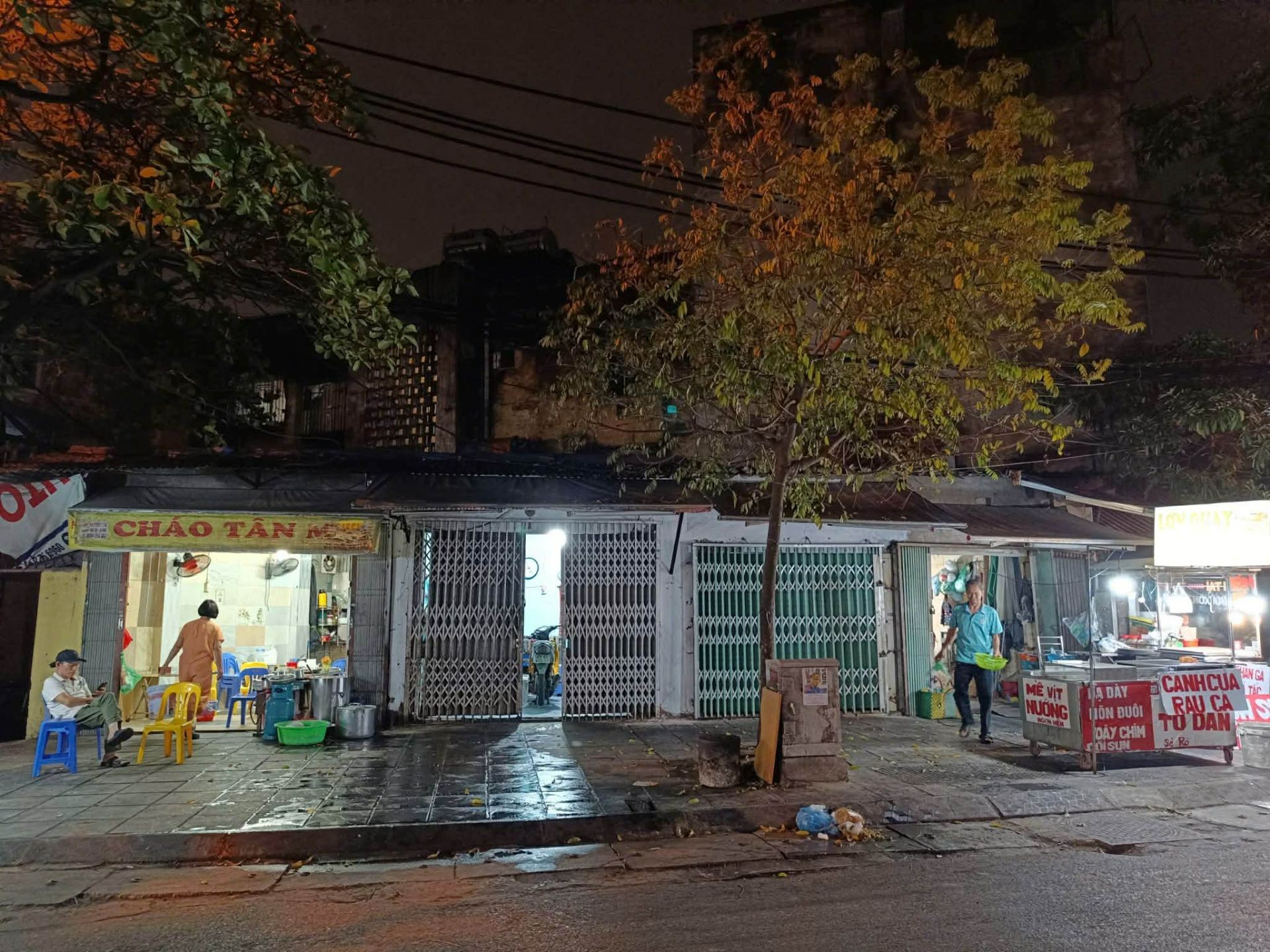 Bán nhà Tân Mai - diện tích 100m2 1 tầng - Mặt phố kinh doanh sầm uất - giá 20 tỷ