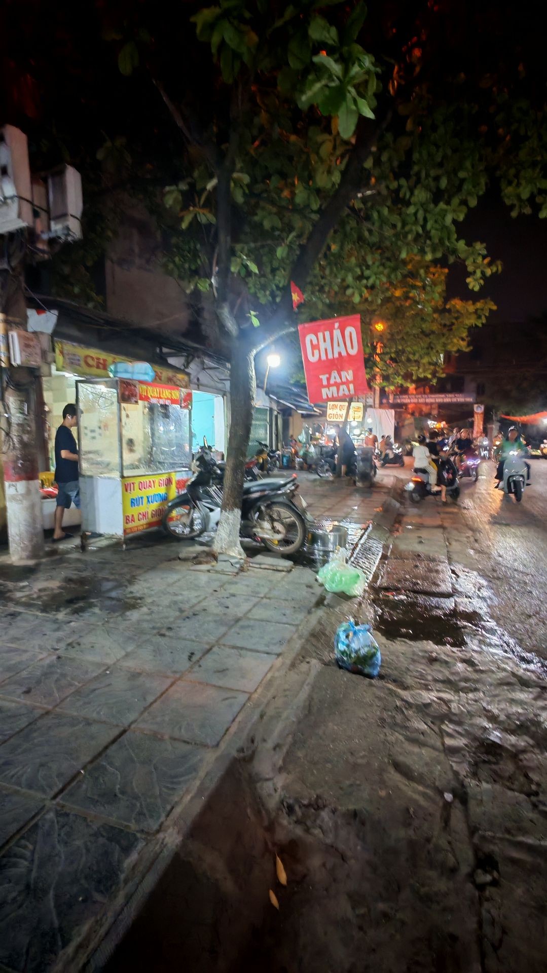 Bán nhà Tân Mai - diện tích 100m2 1 tầng - Mặt phố kinh doanh sầm uất - giá 20 tỷ