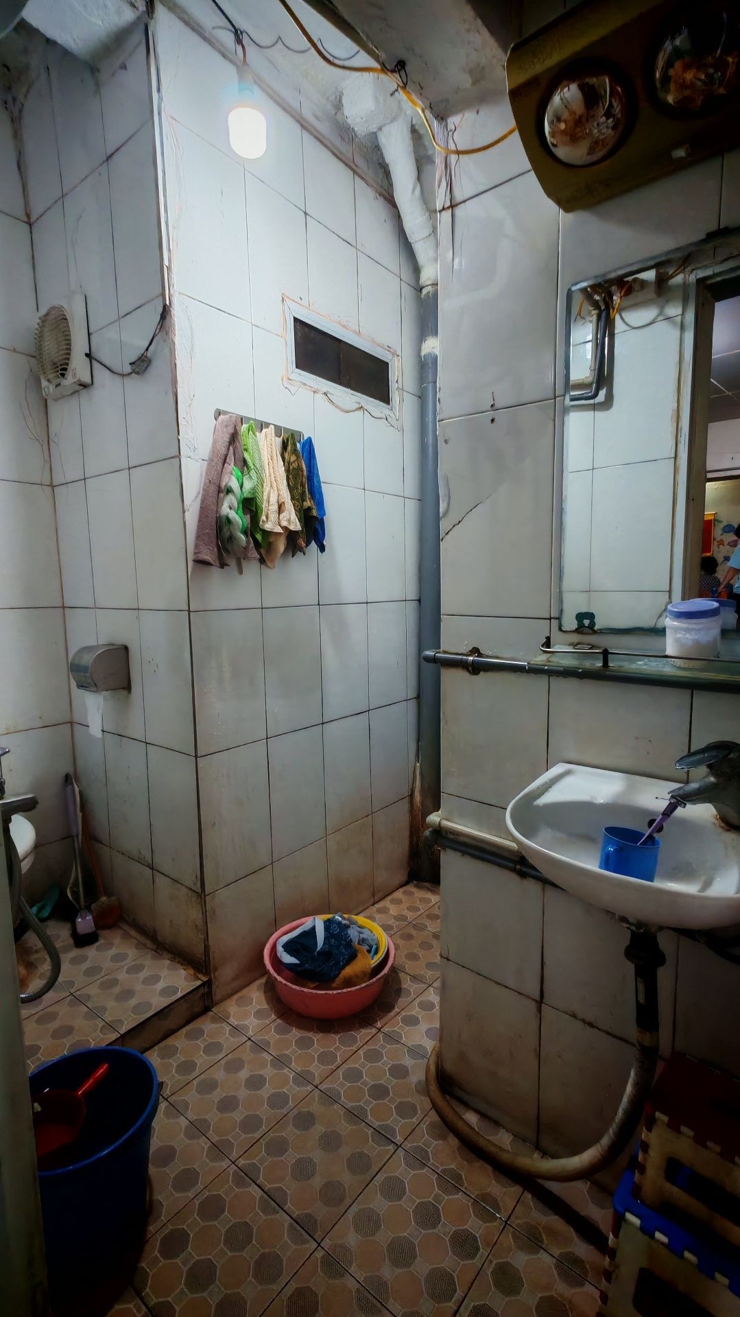 Bán nhà Tân Mai - diện tích 100m2 1 tầng - Mặt phố kinh doanh sầm uất - giá 20 tỷ