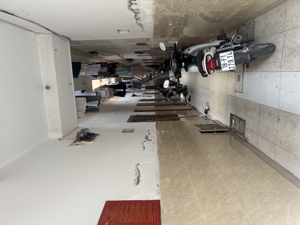 Bán nhà Định Công Thượng - diện tích 100m2 2 tầng - Ô tô đỗ cửa - giá 20,5 tỷ