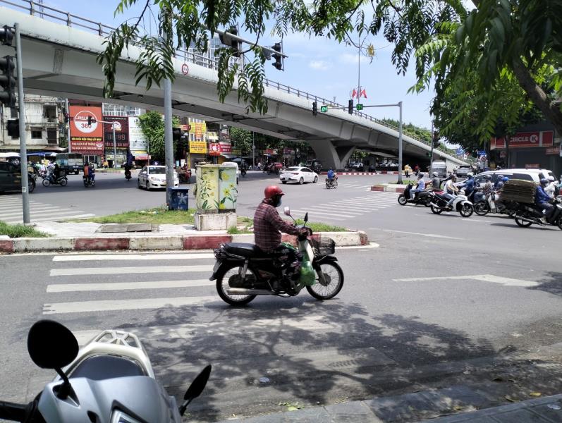 Bán nhà Trần Khát Chân - diện tích 95m2 2 tầng - Mặt phố trung tâm - giá 40 tỷ