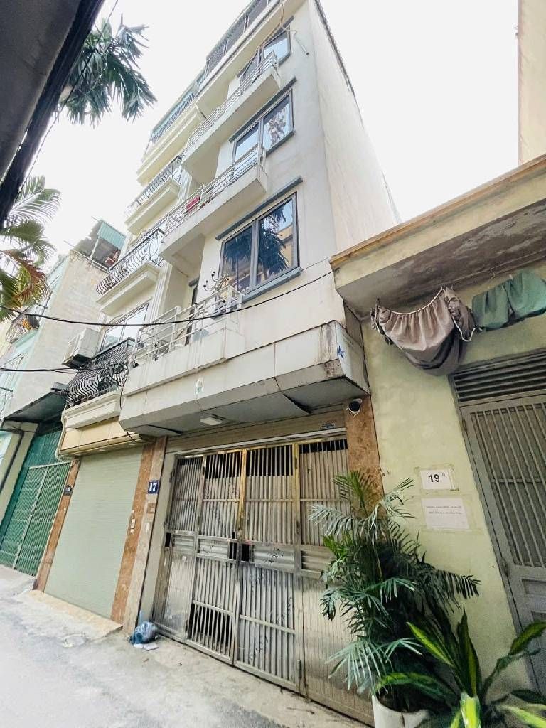 Bán nhà Thịnh Liệt - diện tích 44m2 5 tầng - Ô tô đỗ cửa vào nhà - giá 12,5 tỷ