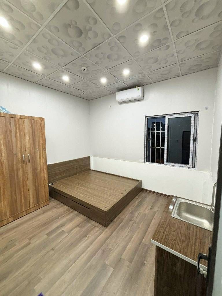 Bán nhà Thịnh Liệt - diện tích 44m2 5 tầng - Ô tô đỗ cửa vào nhà - giá 12,5 tỷ