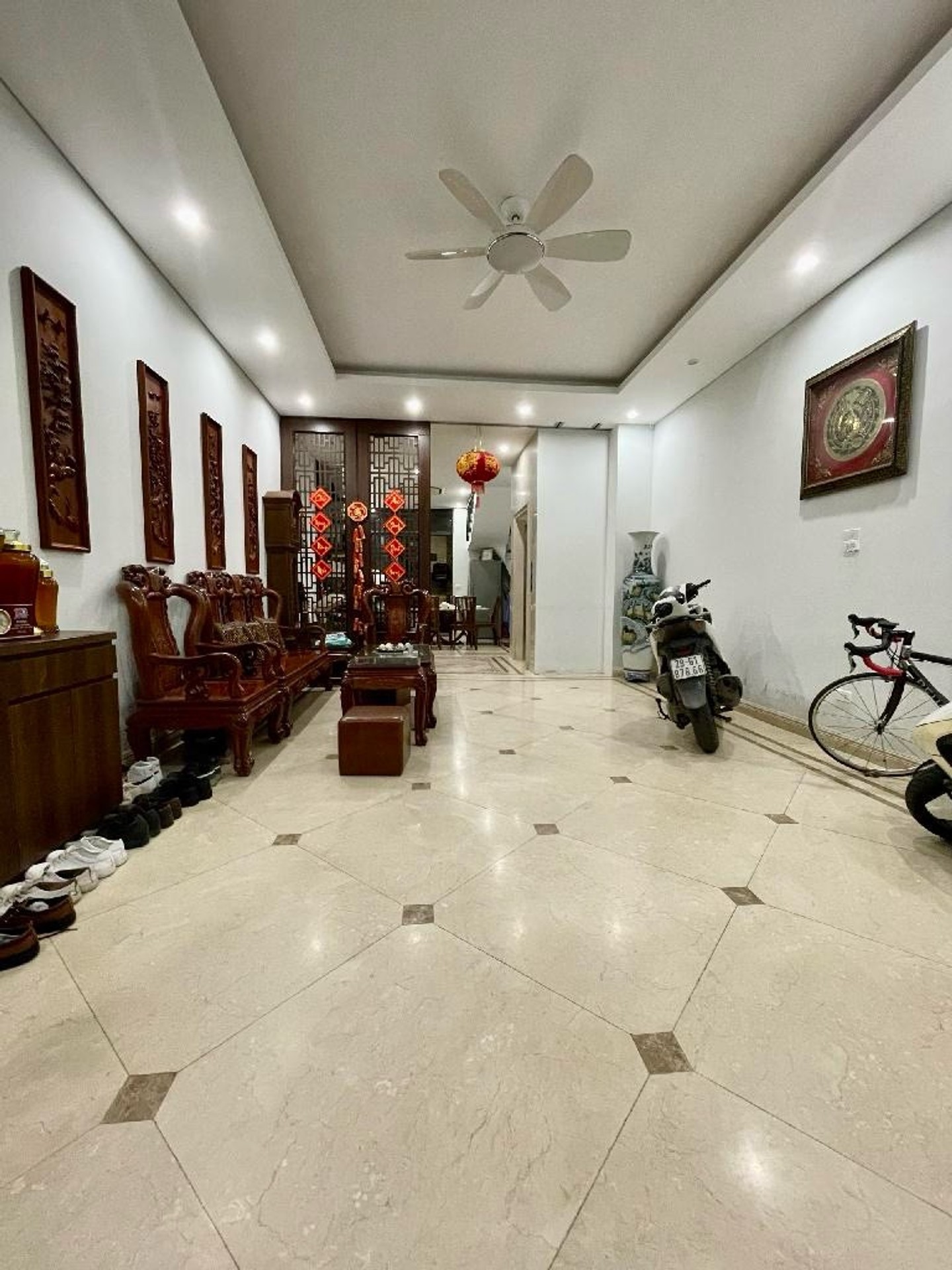 Bán nhà Thịnh Liệt - diện tích 72m2 4 tầng - Ô tô vào nhà - giá 21 tỷ